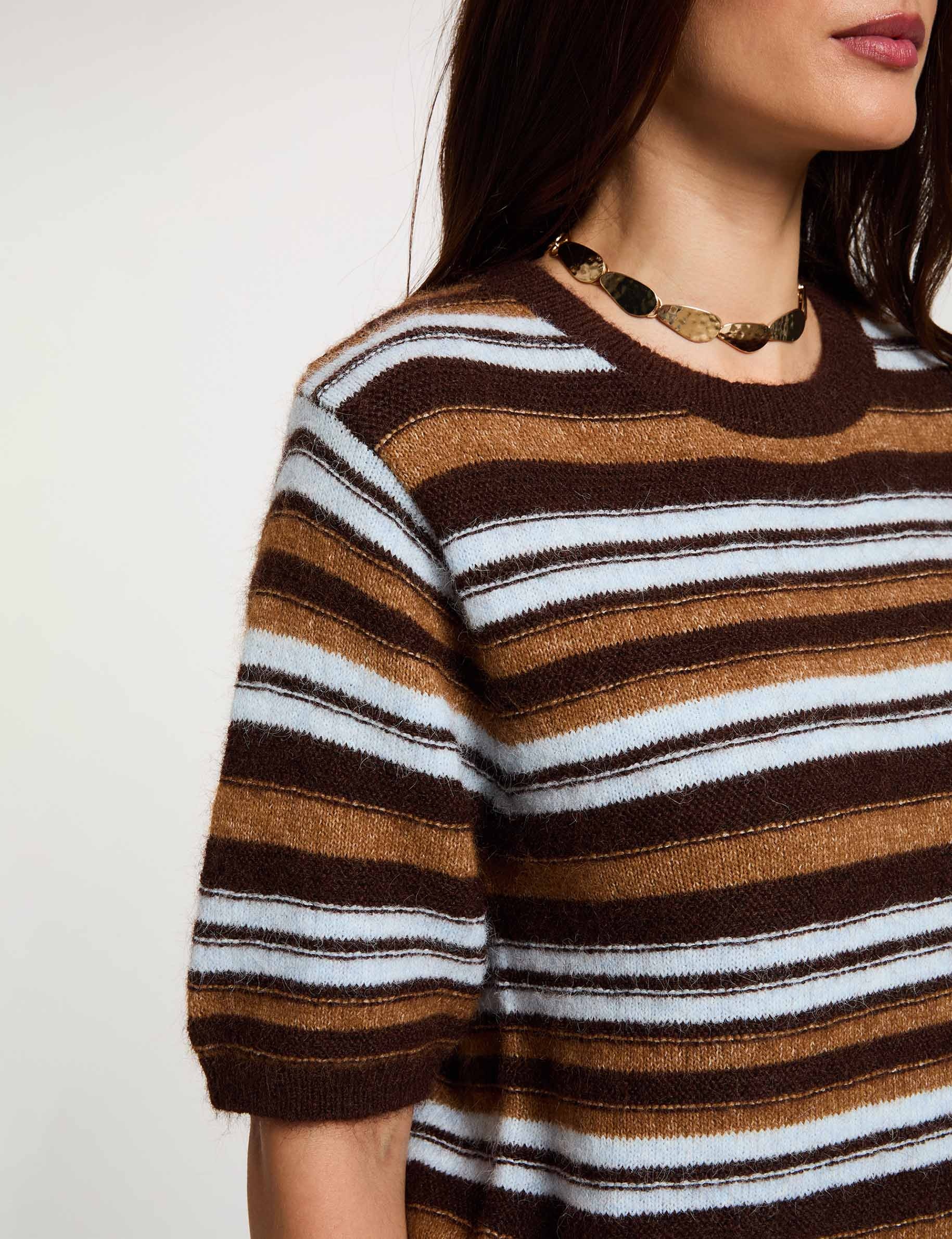 Jersey de rayas con mangas cortas marr&oacute;n mujer