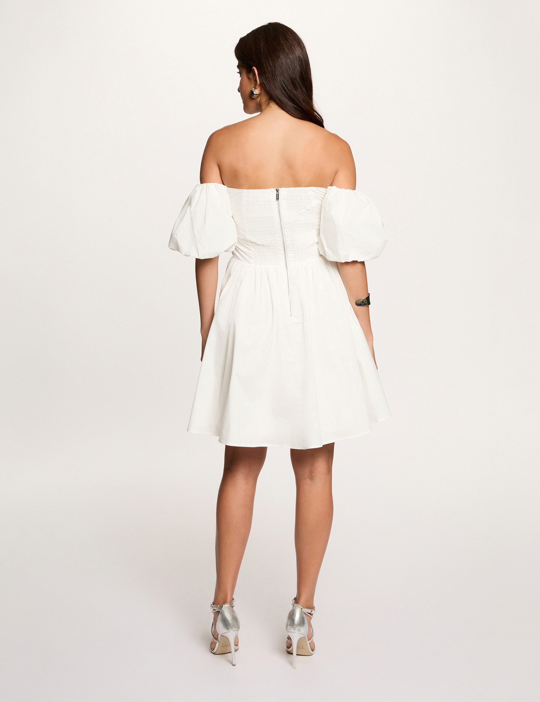 Vestido corto con mangas abullonadas blanco mujer