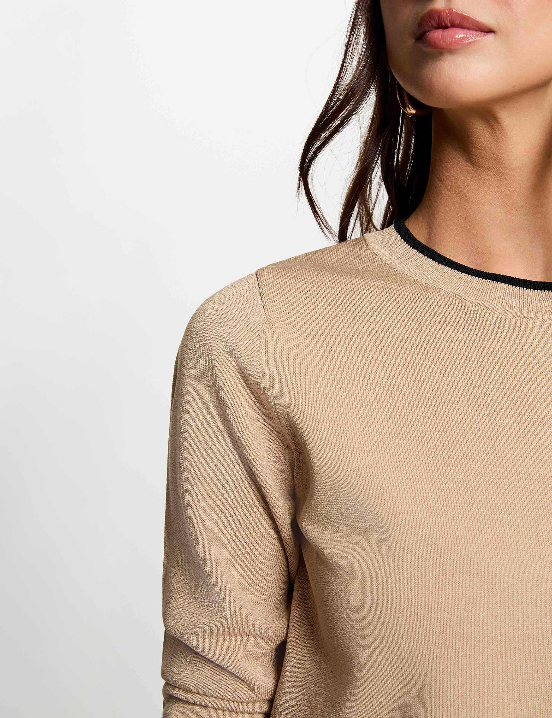 Jersey cuello redondo manga larga beige mujer