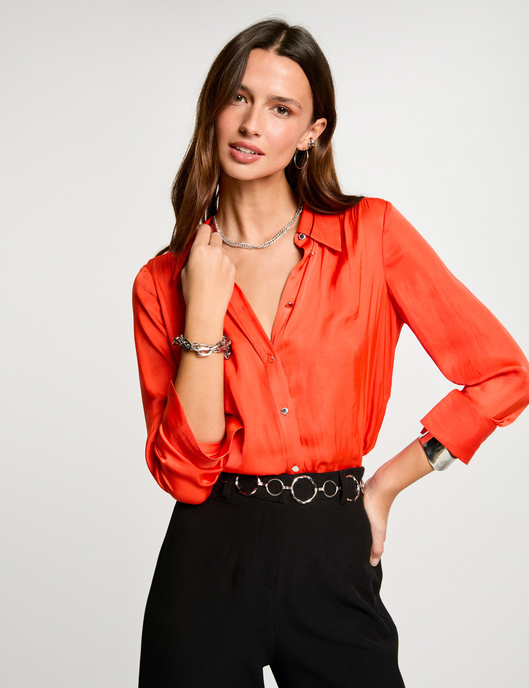 camisa manga larga satinada naranja oscuro mujer Camisa manga larga satinada naranja oscuro mujer