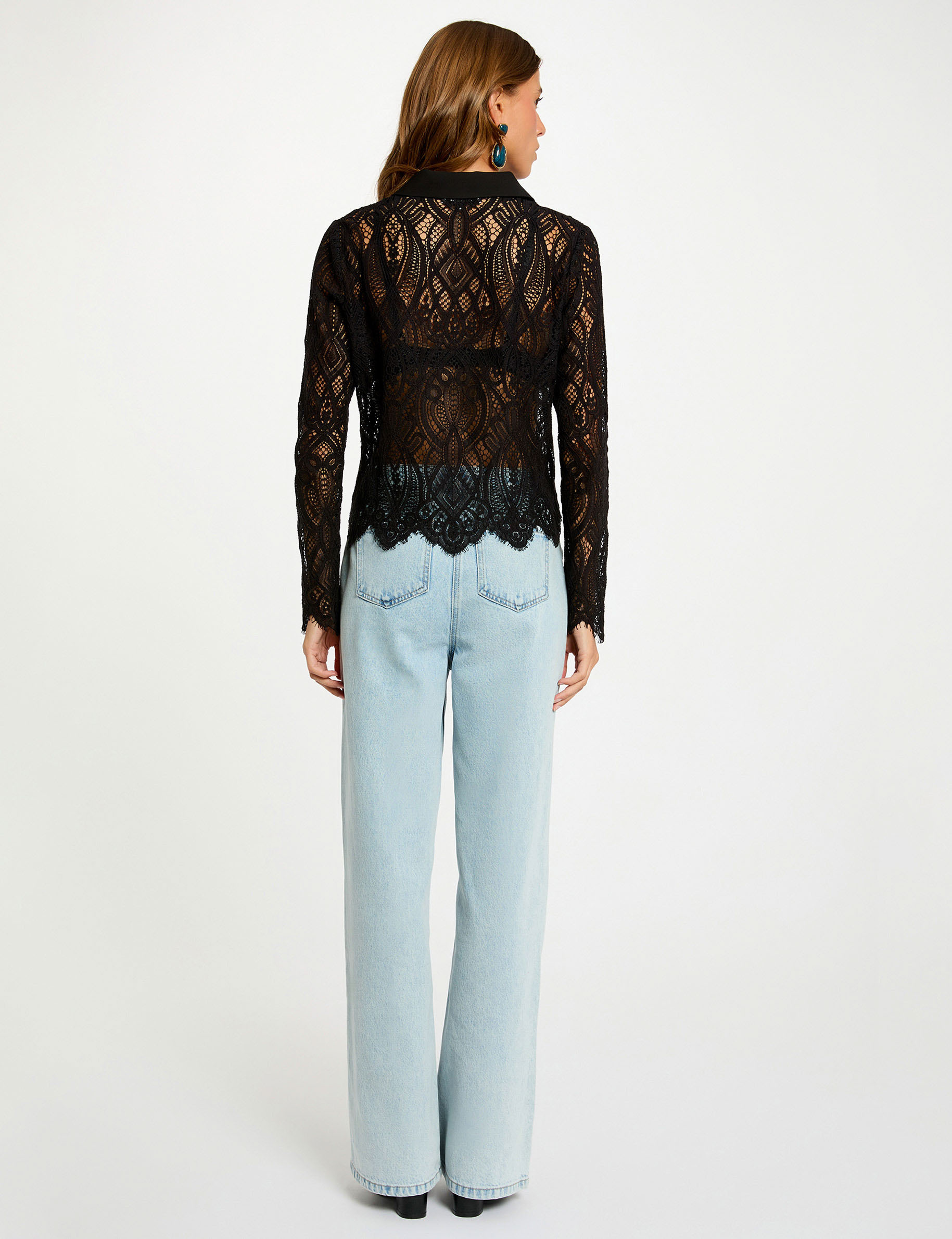 Camisa corta de encaje negro mujer