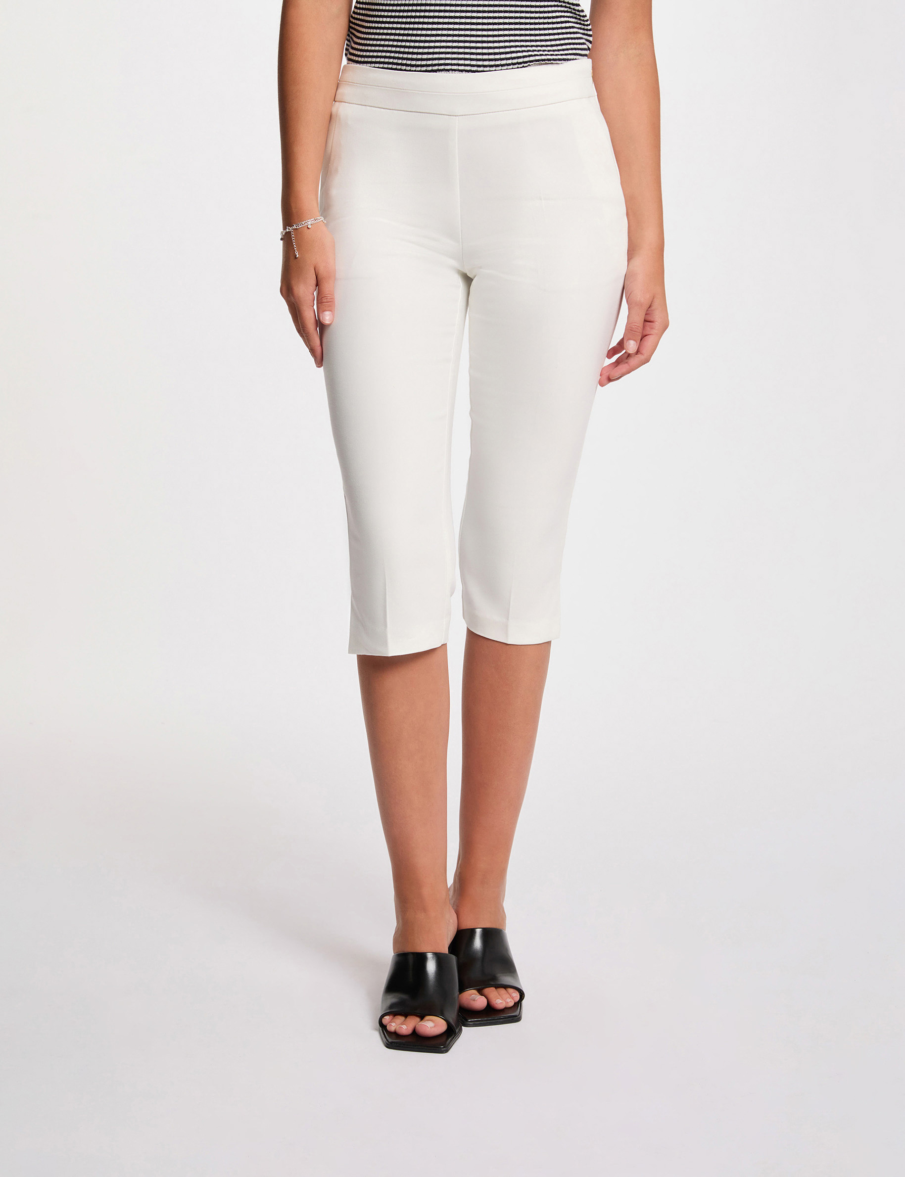 pantalon pirata slim blanco mujer Pantalón pirata slim blanco mujer
