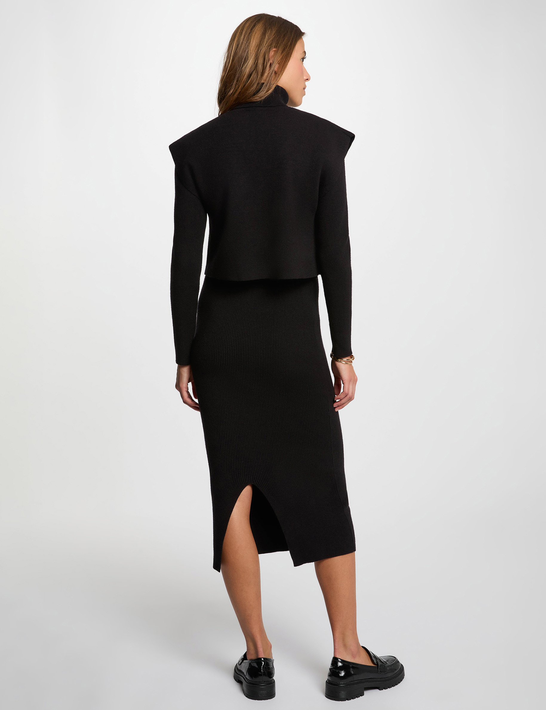 Vestido de punto con cuello alto negro mujer
