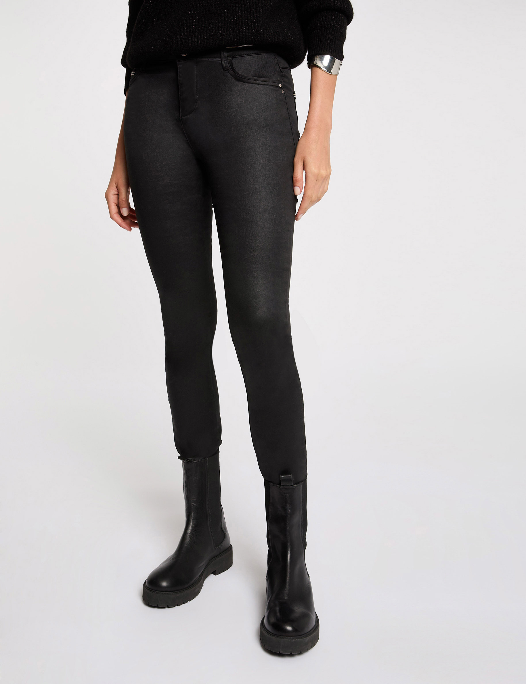 pantalon slim efecto mojado negro mujer Pantalón slim efecto mojado negro mujer