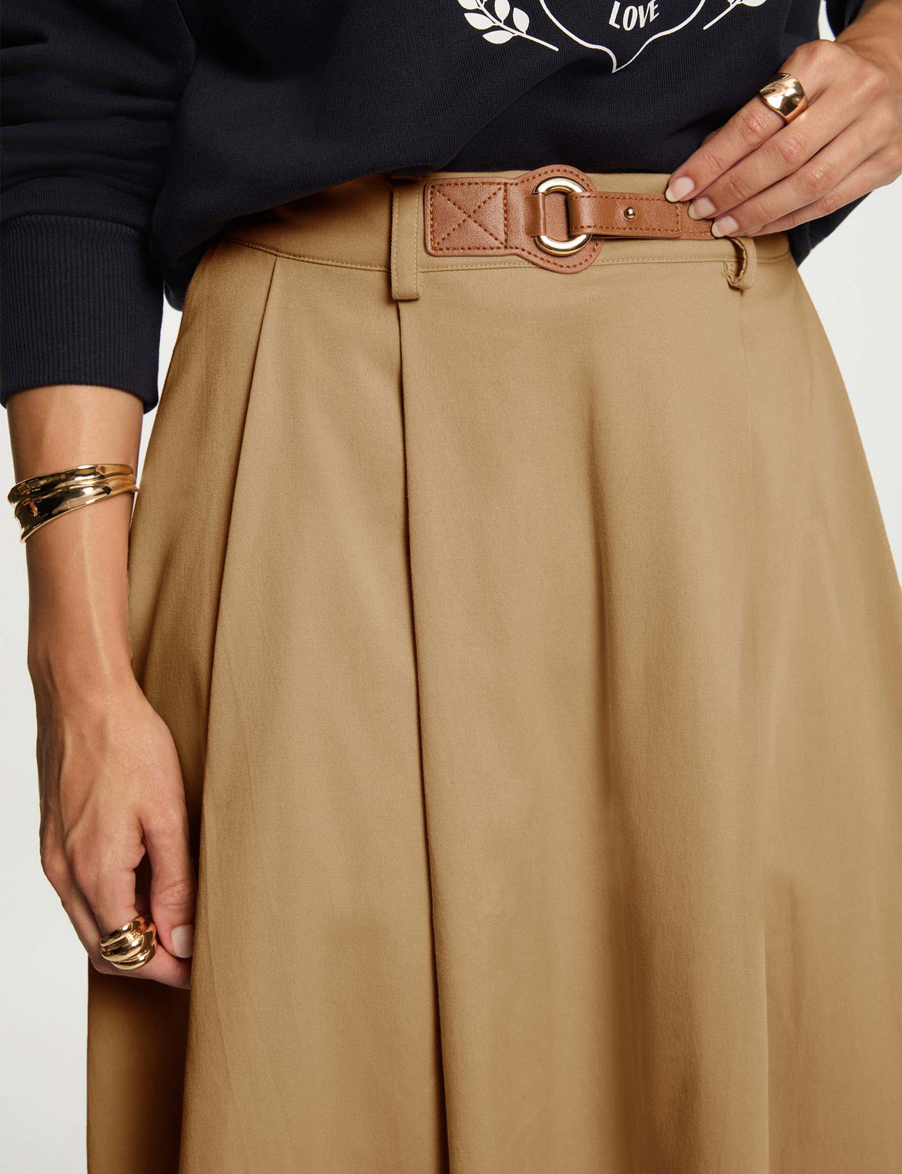 Falda evas&eacute; de talle alto beige mujer