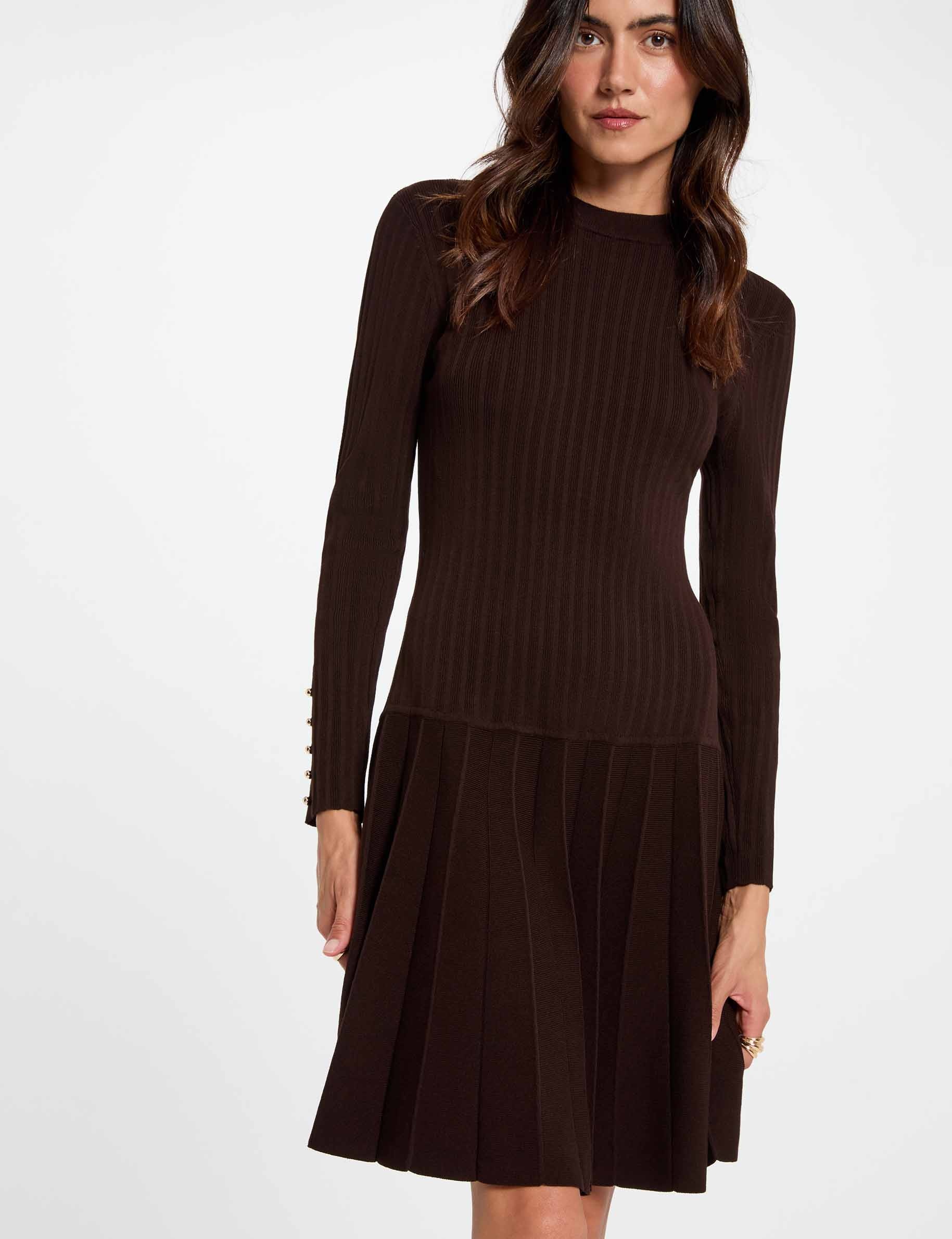 Vestido de punto de manga larga marr&oacute;n oscuro mujer
