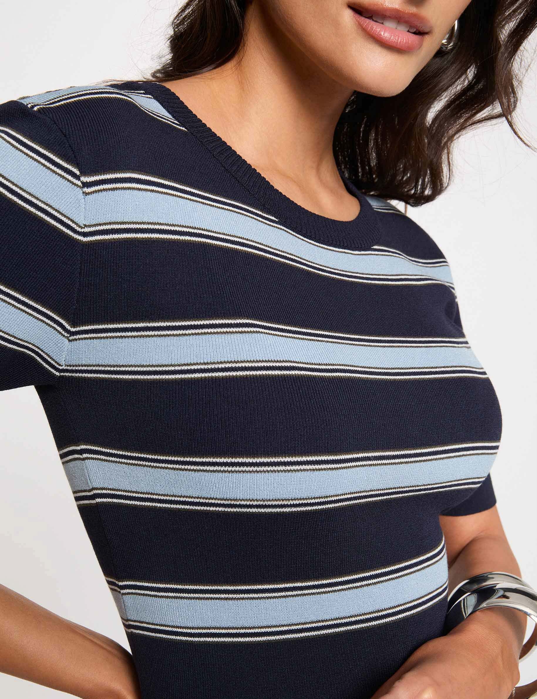 Jersey ajustado de manga corta azul marino mujer