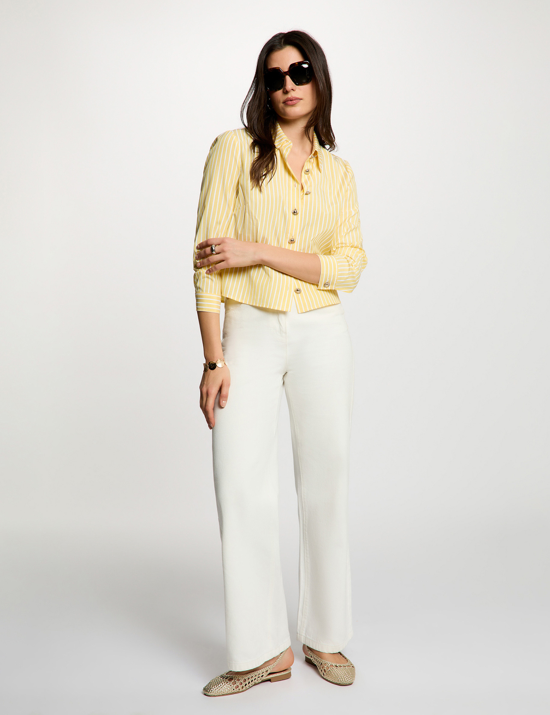 Camisa cropped de rayas amarillo claro mujer
