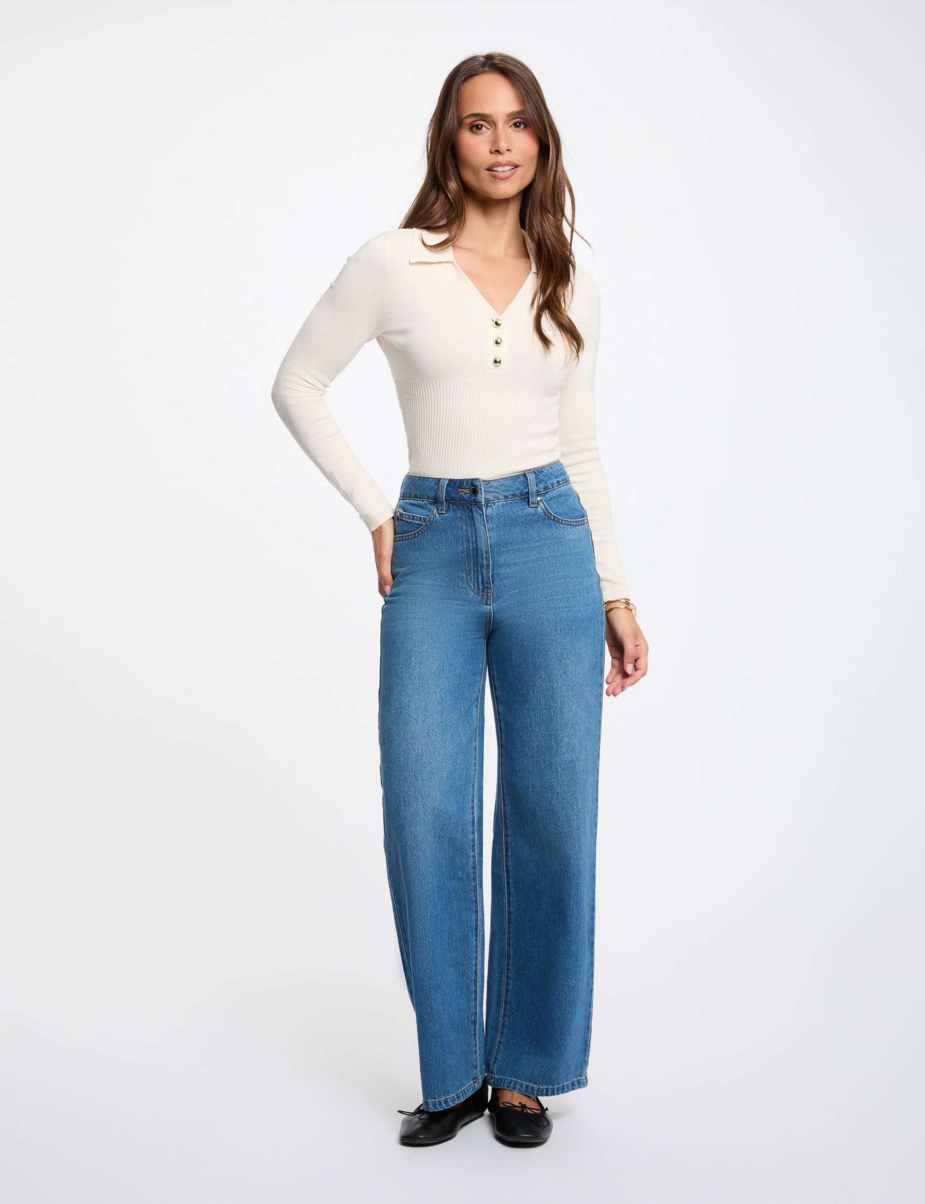 Jersey entallado con cuello polo marfil mujer