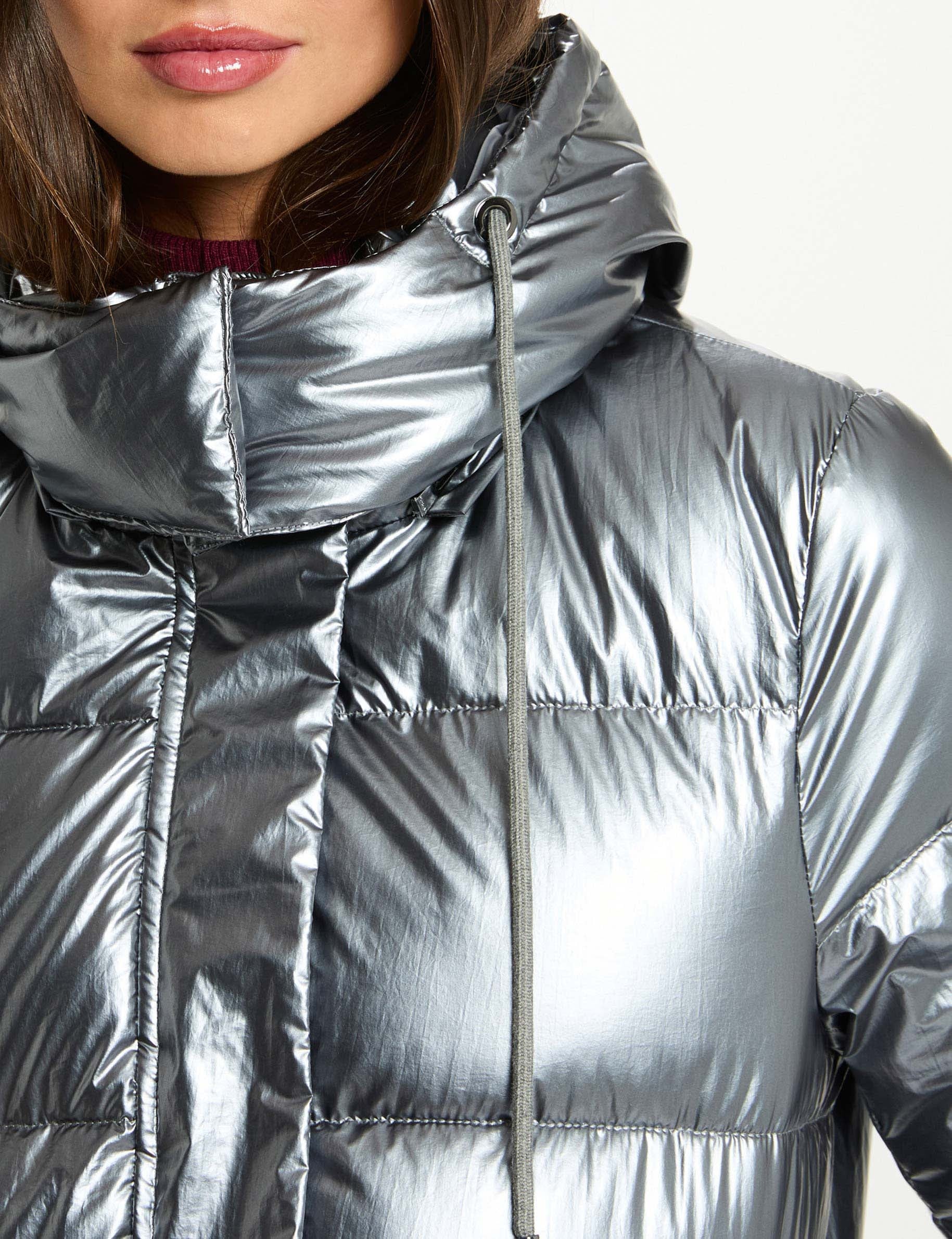 Abrigo acolchado largo brillante couleur argent mujer