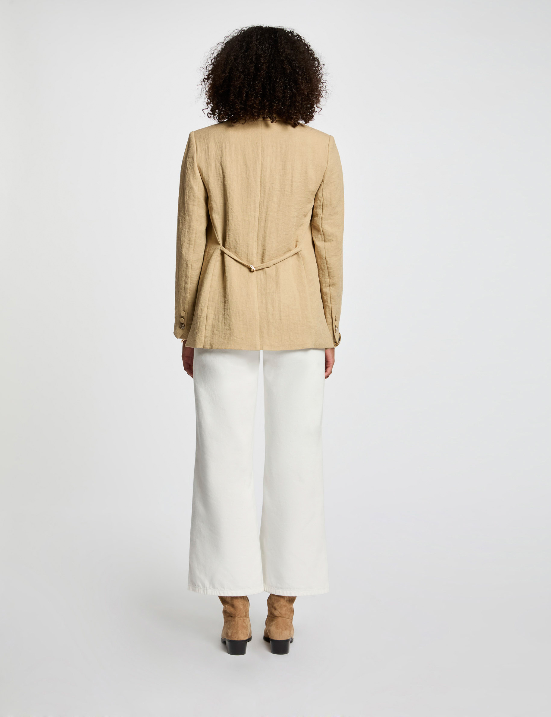 chaqueta corta holgada beige mujer Chaqueta corta holgada beige mujer