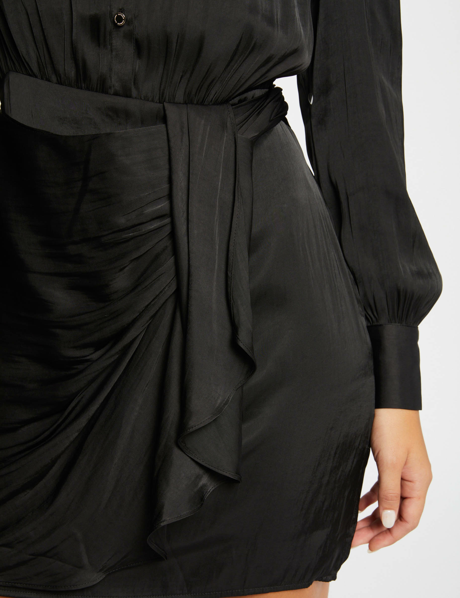 vestido recto drapeado satinado negro mujer Vestido recto drapeado satinado negro mujer