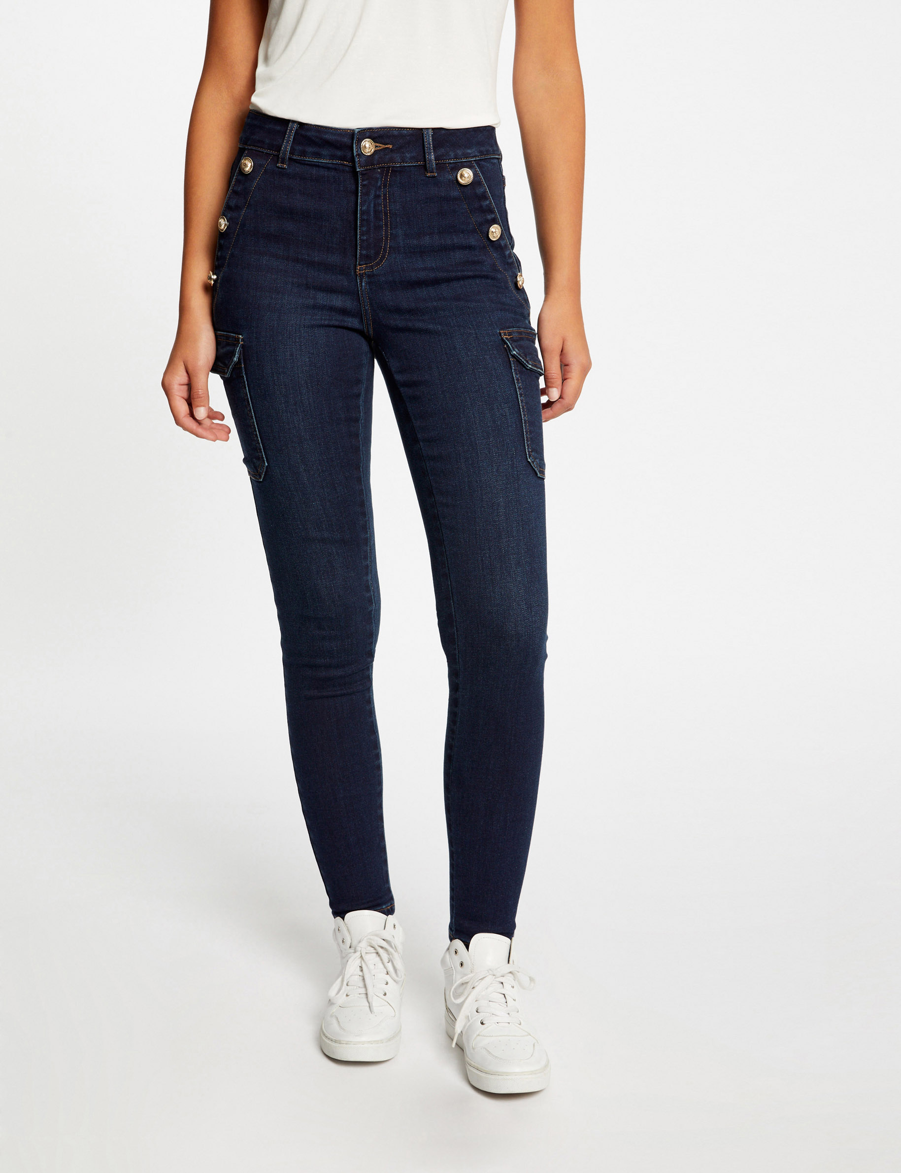 vaquero cargo skinny con botones vaquero en bruto mujer Vaquero cargo skinny con botones vaquero en bruto mujer
