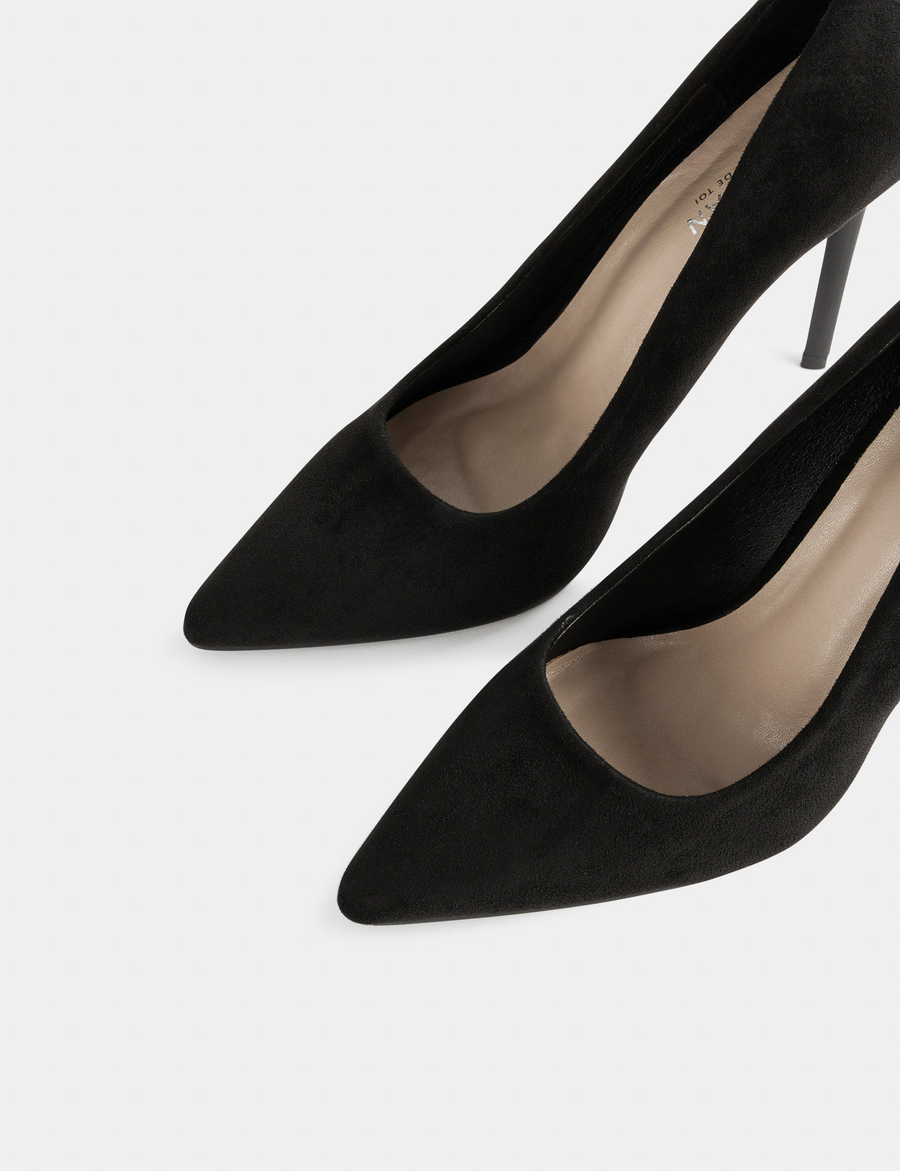 Zapatos de tacones de aguja negro mujer Zapatos de tacones de aguja negro mujer