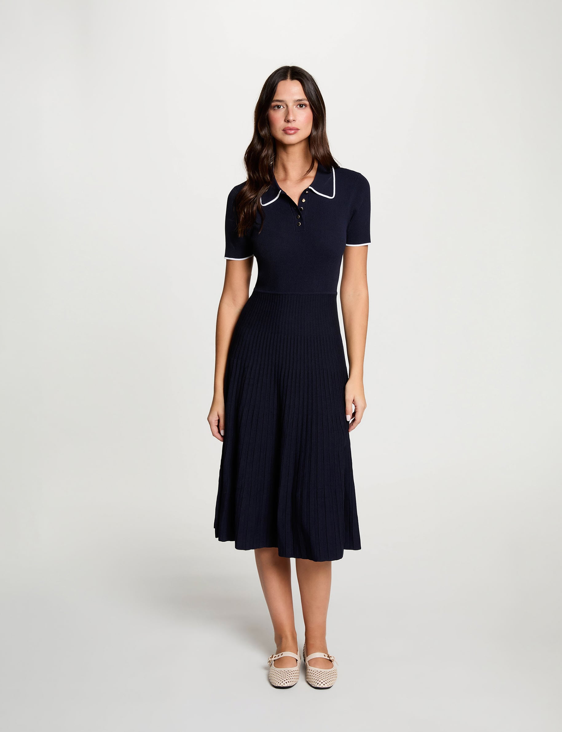 Vestido de punto con cuello vuelto azul marino mujer