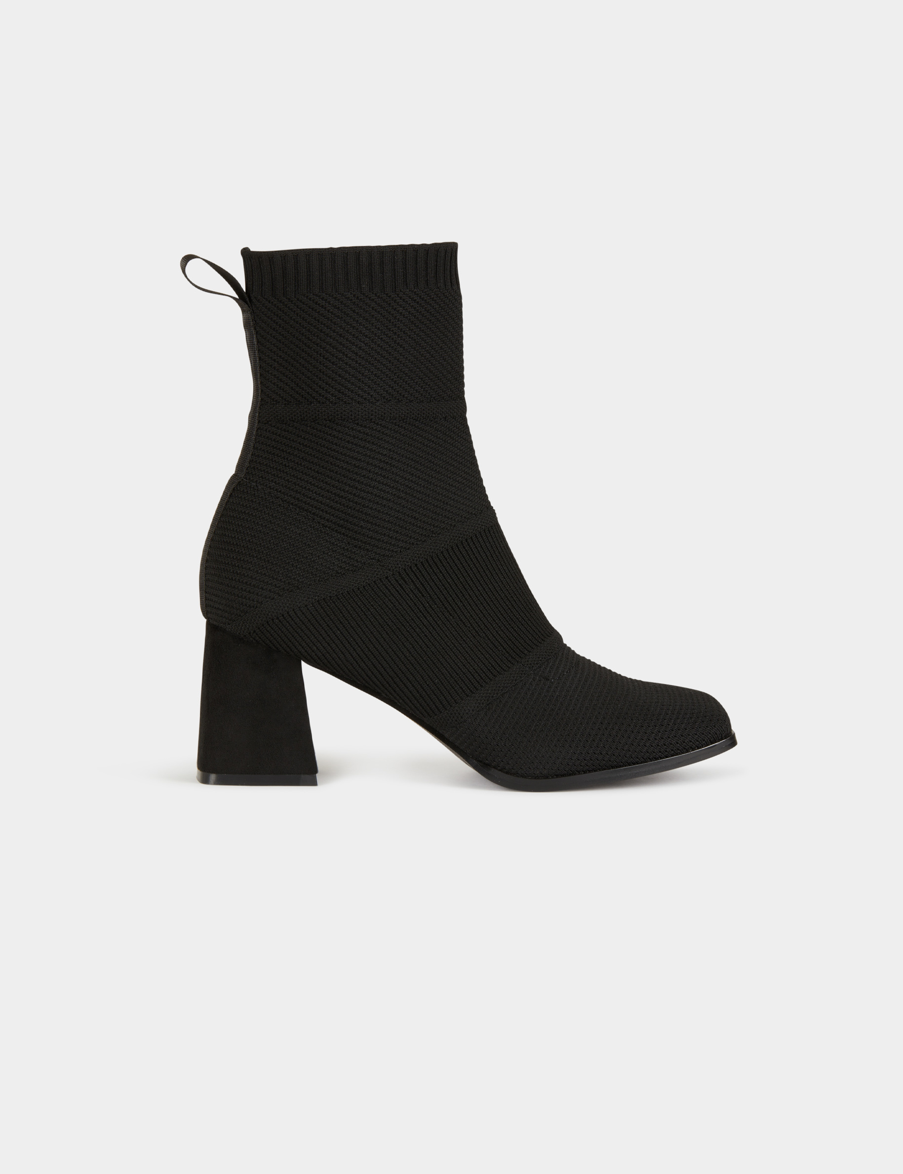 botines acanalados de tacones cuadrados negro mujer Botines acanalados de tacones cuadrados negro mujer