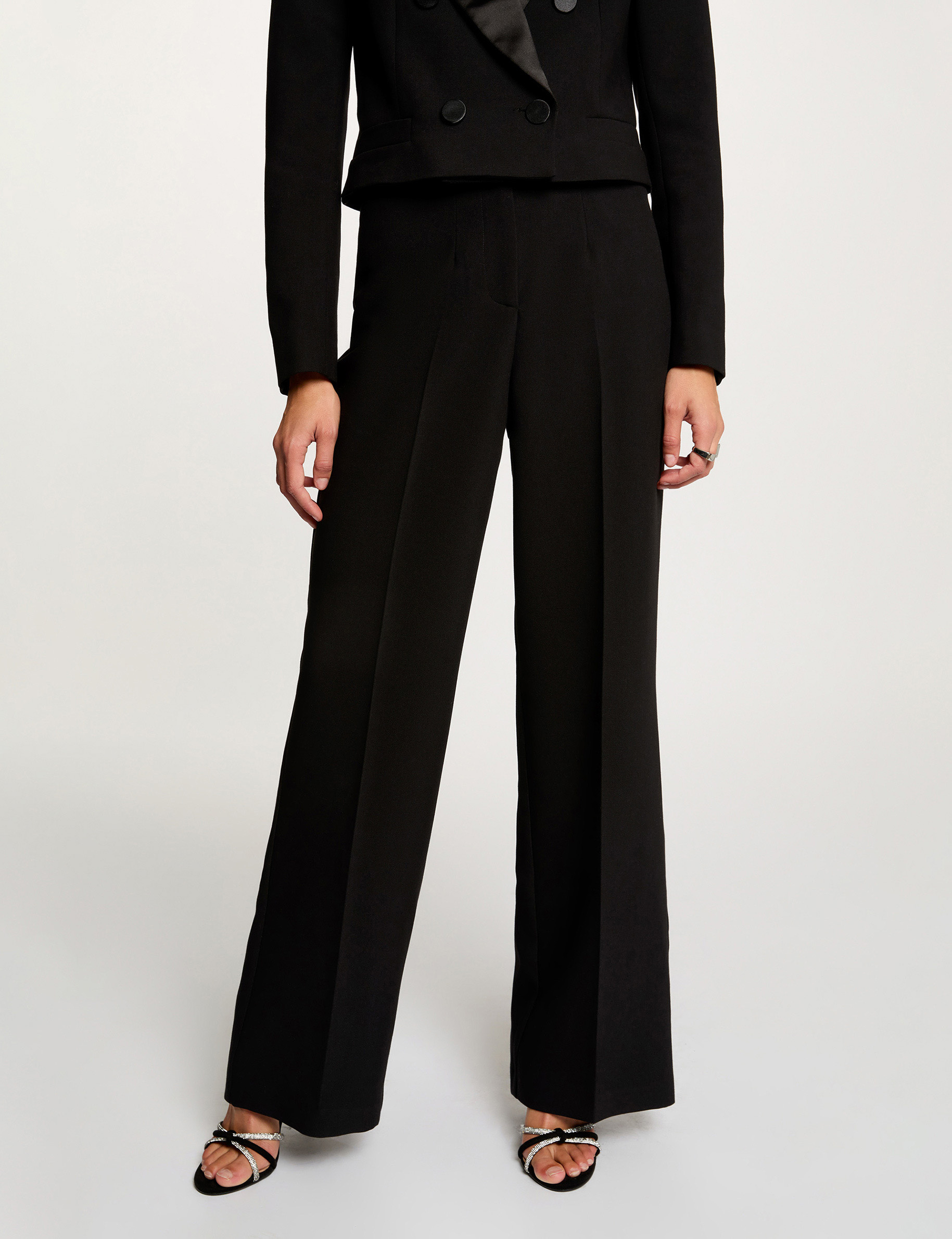 Pantal&oacute;n ancho de tiro alto negro mujer