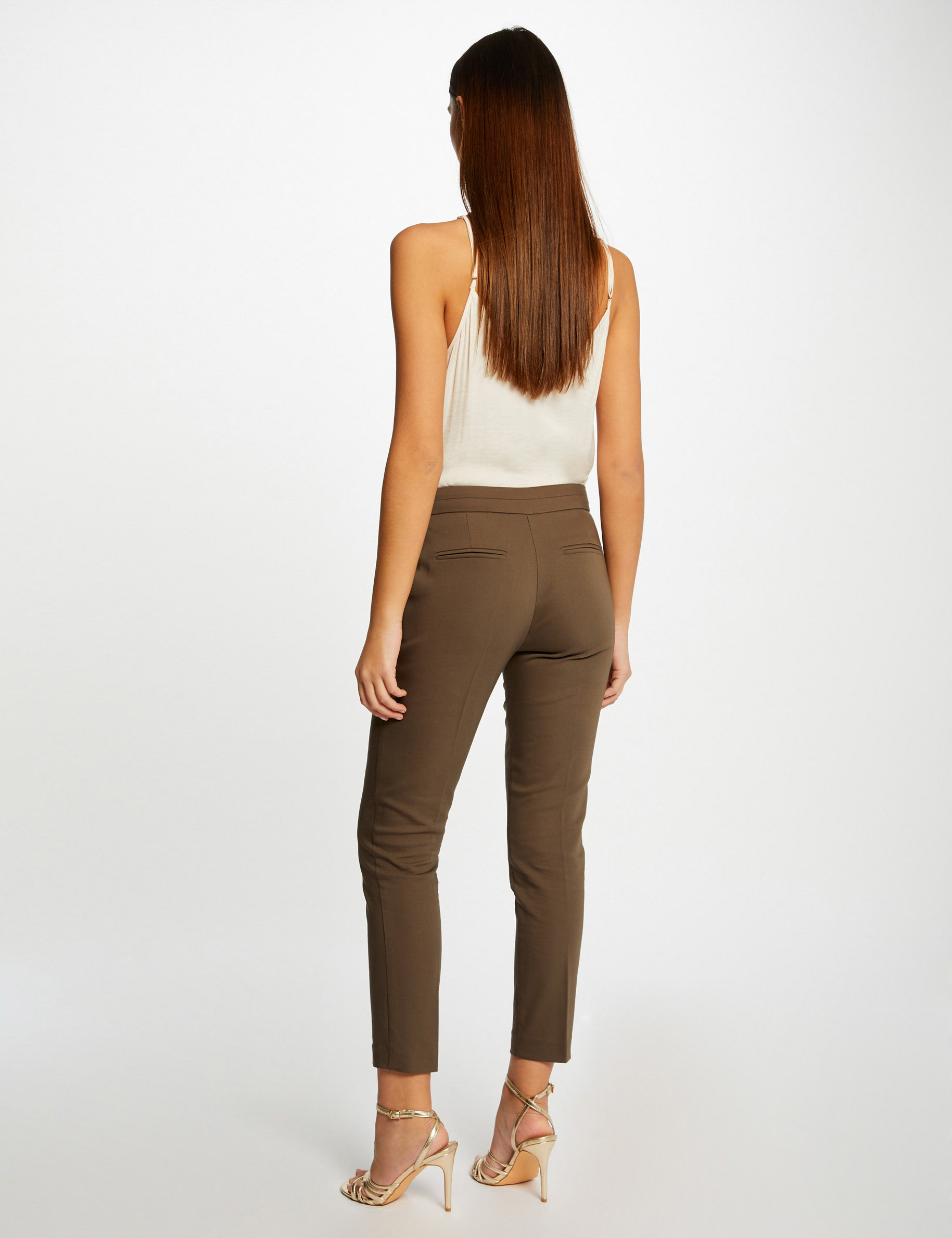 Pantalón cigarette estilo corto mujer Pantalón cigarette estilo corto mujer