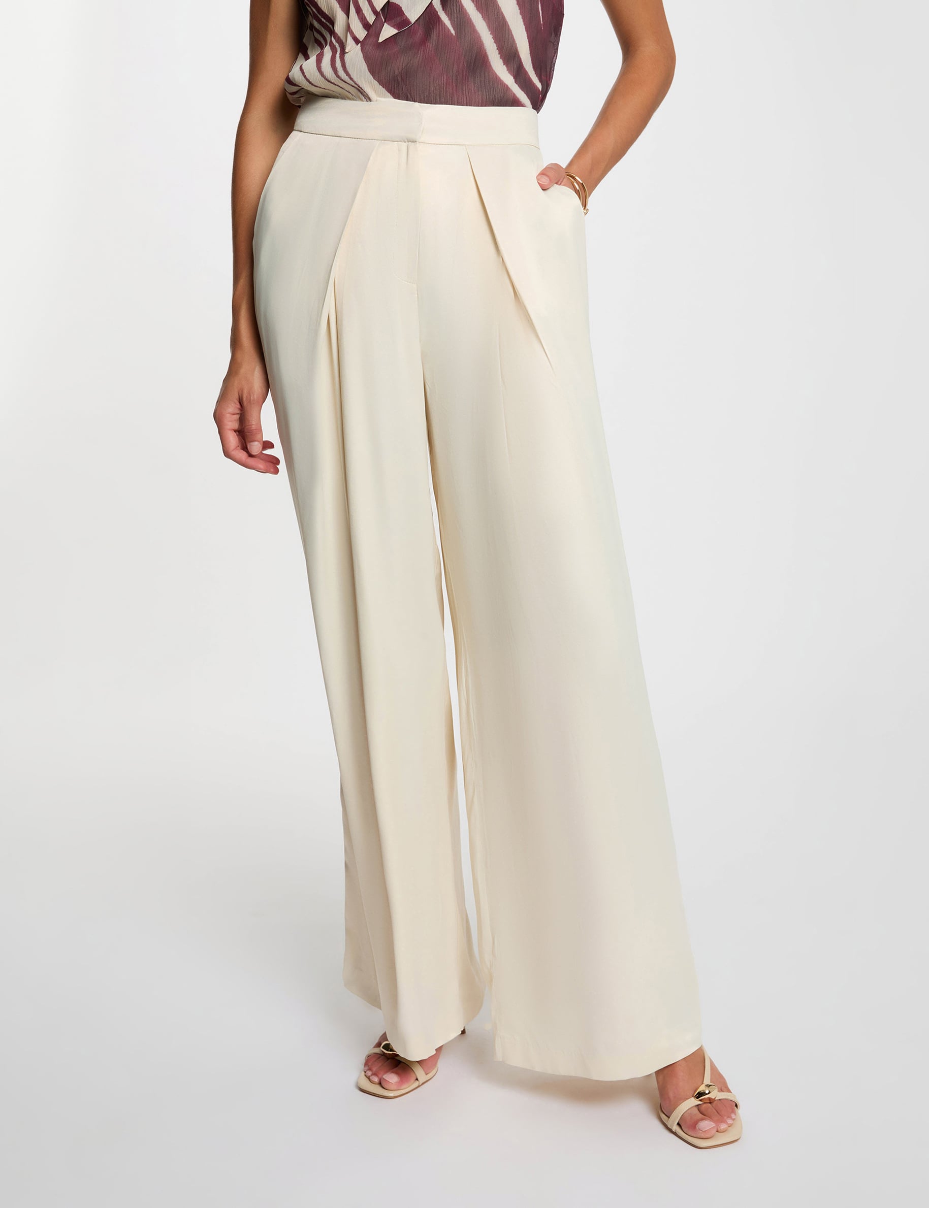 Pantal&oacute;n fluido de cintura alta marfil mujer