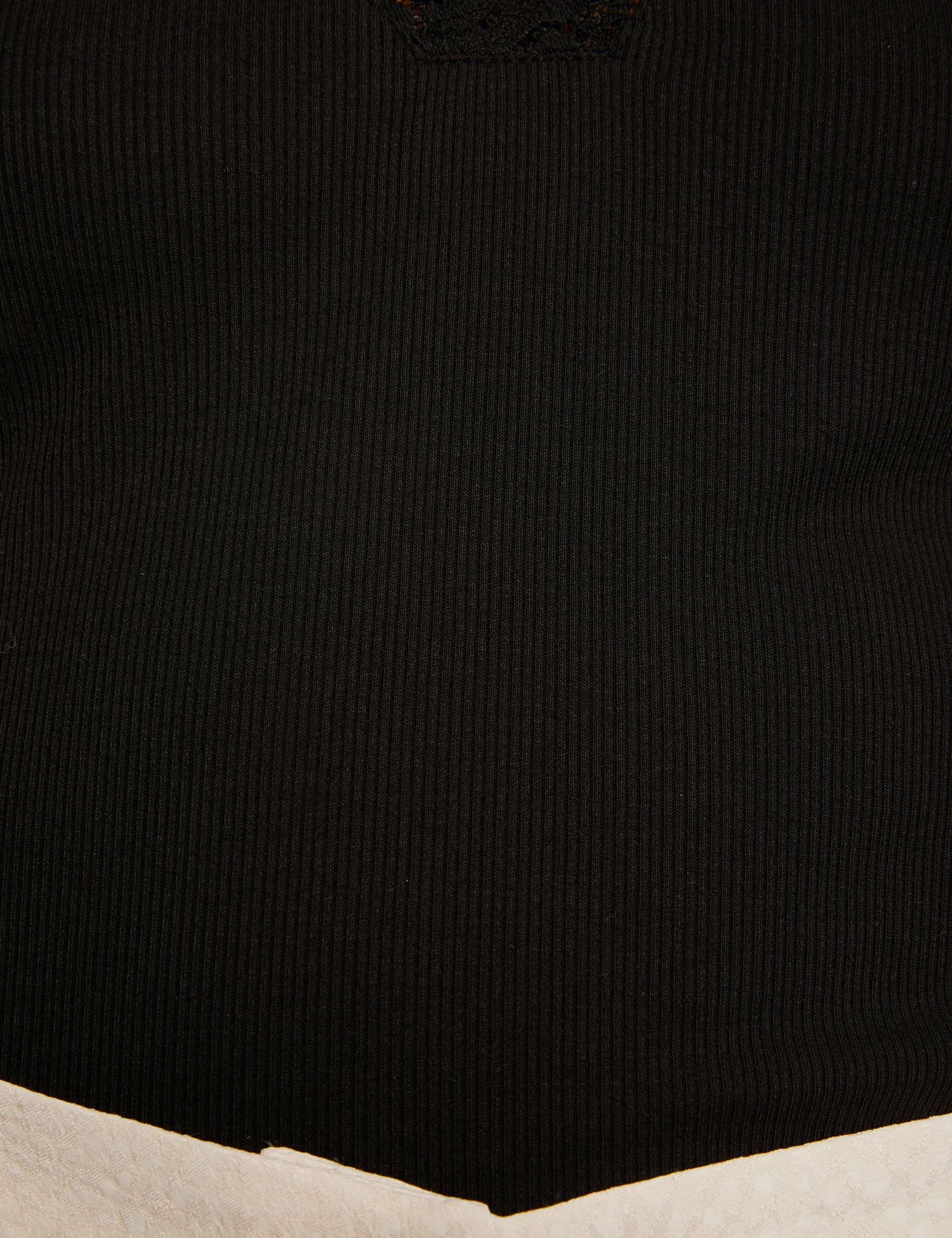 Camiseta manga corta con encaje negro mujer