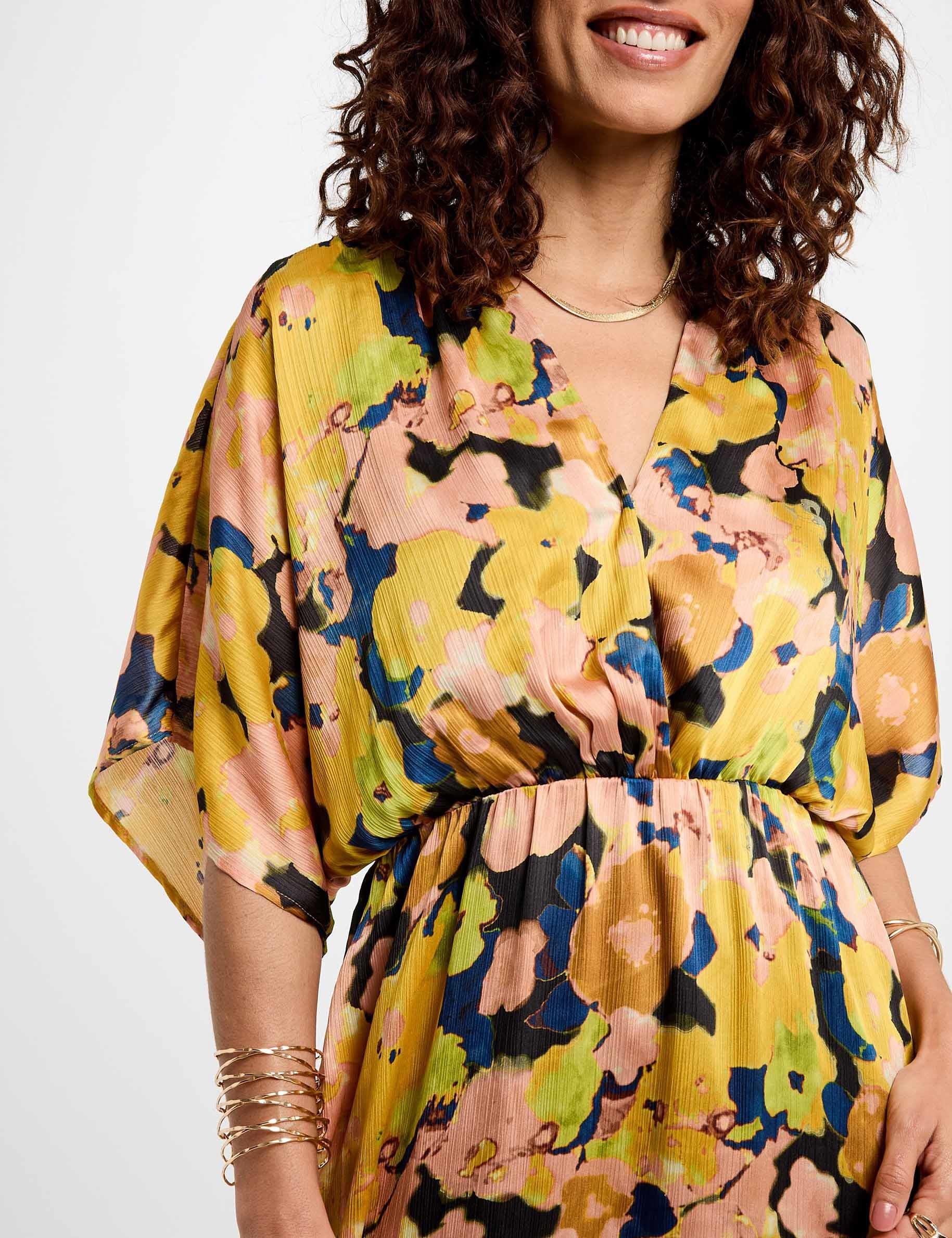 vestido midi recto estampado multicolor mujer Vestido midi recto estampado multicolor mujer