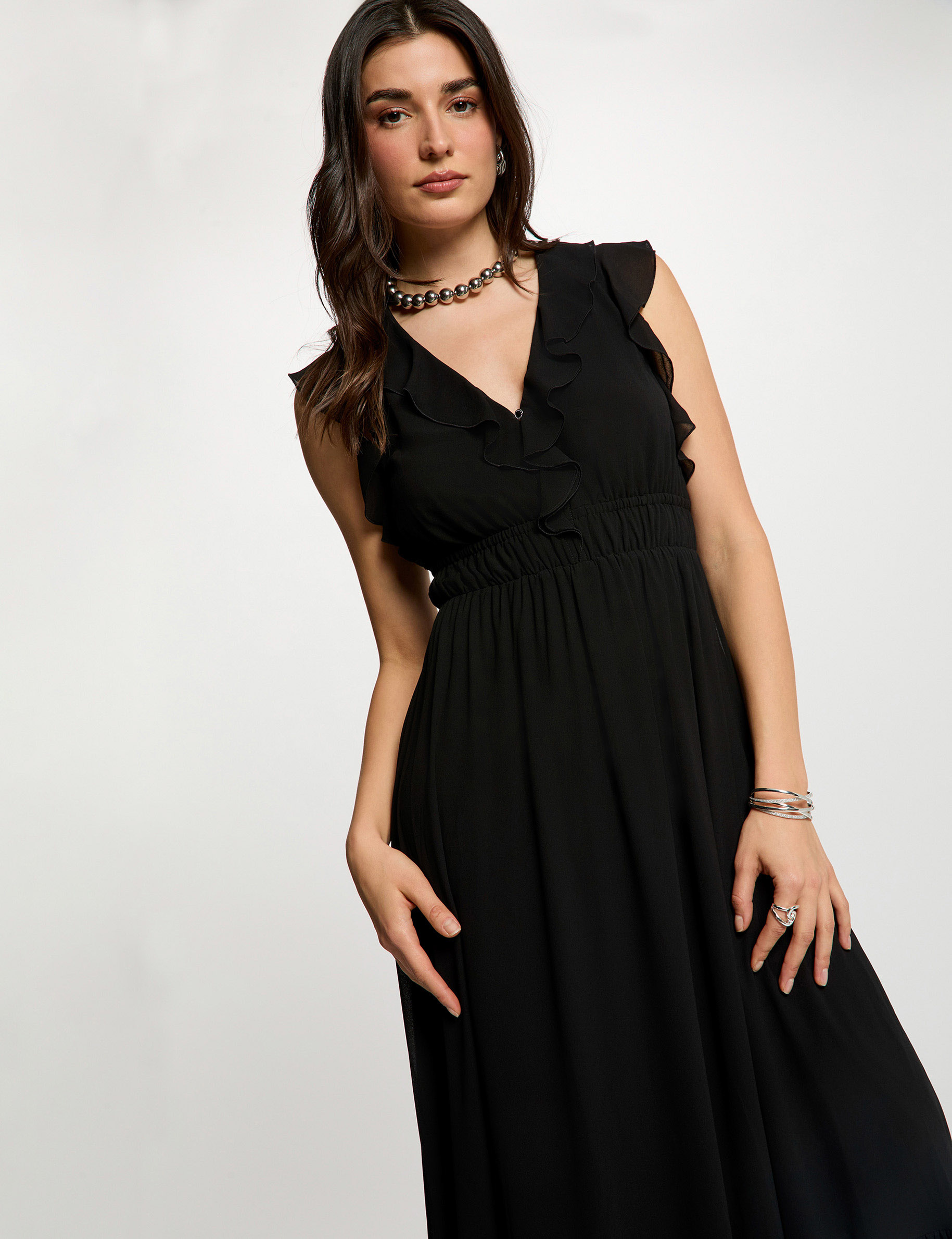Vestido largo con cuello en v negro mujer