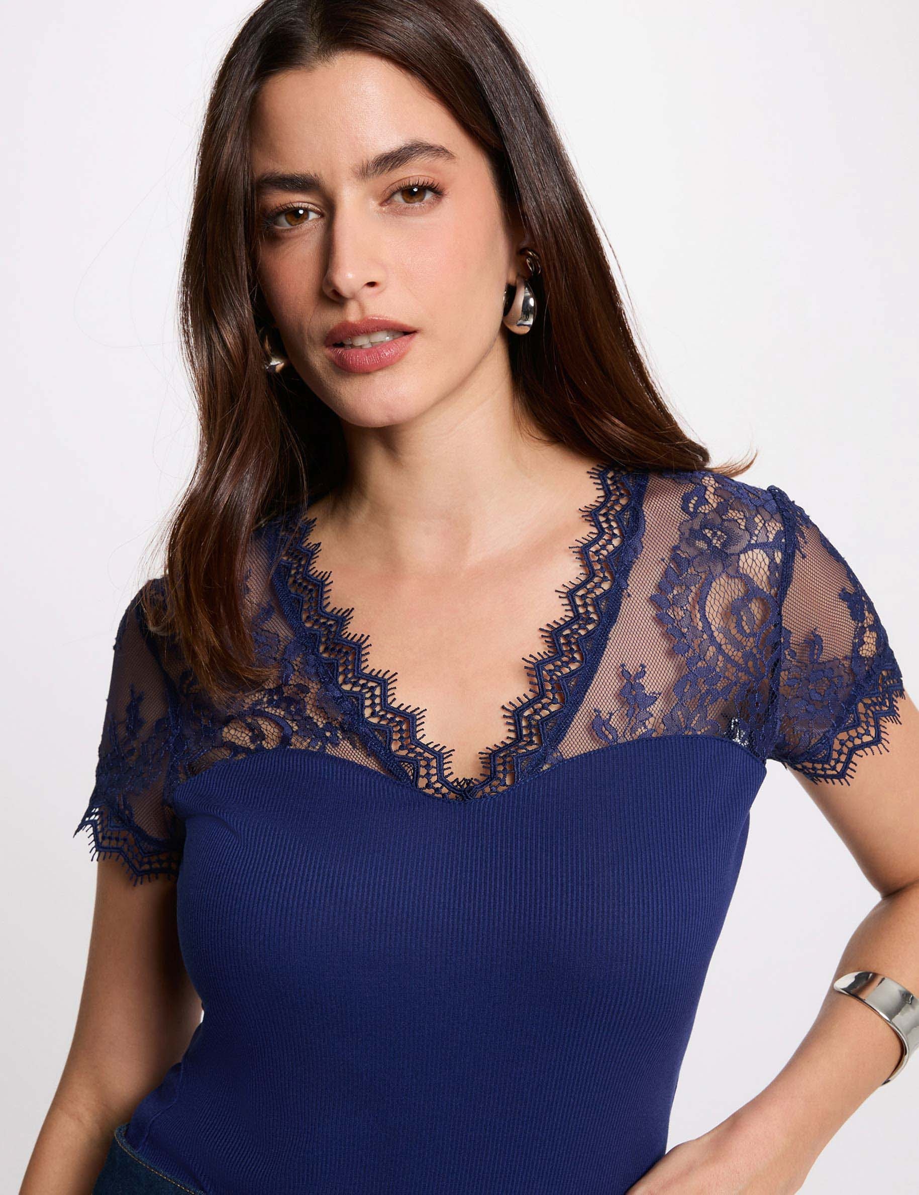 Camiseta manga corta con encaje azul marino mujer