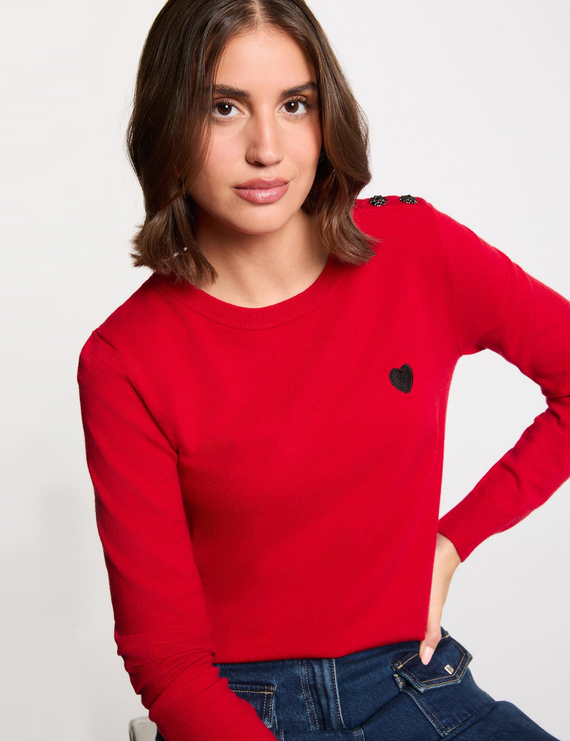 Jersey cuello redondo botones rojo mujer