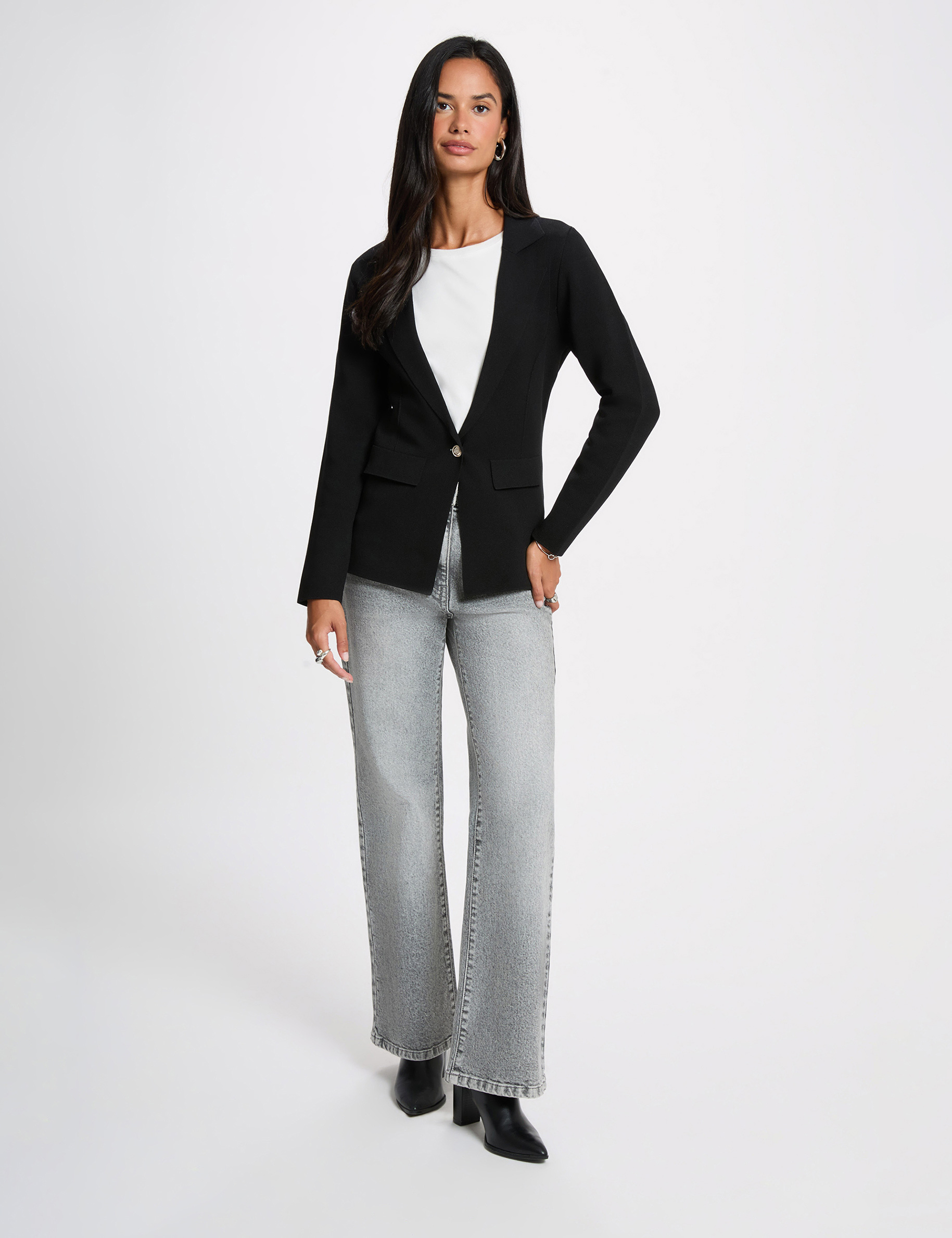 Chaqueta entallada con solapa negro mujer