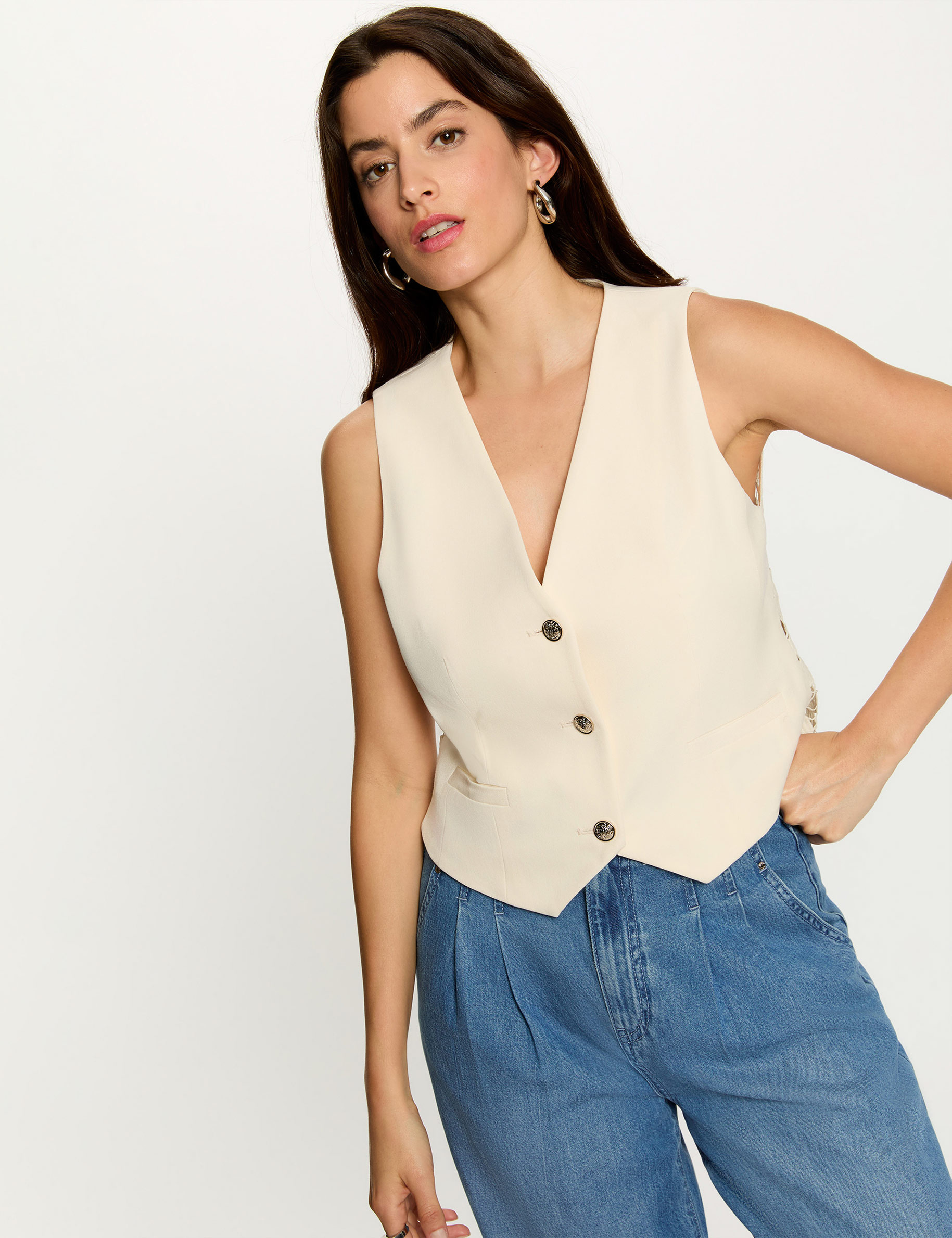 C&aacute;rdigan sin mangas de encaje creme mujer