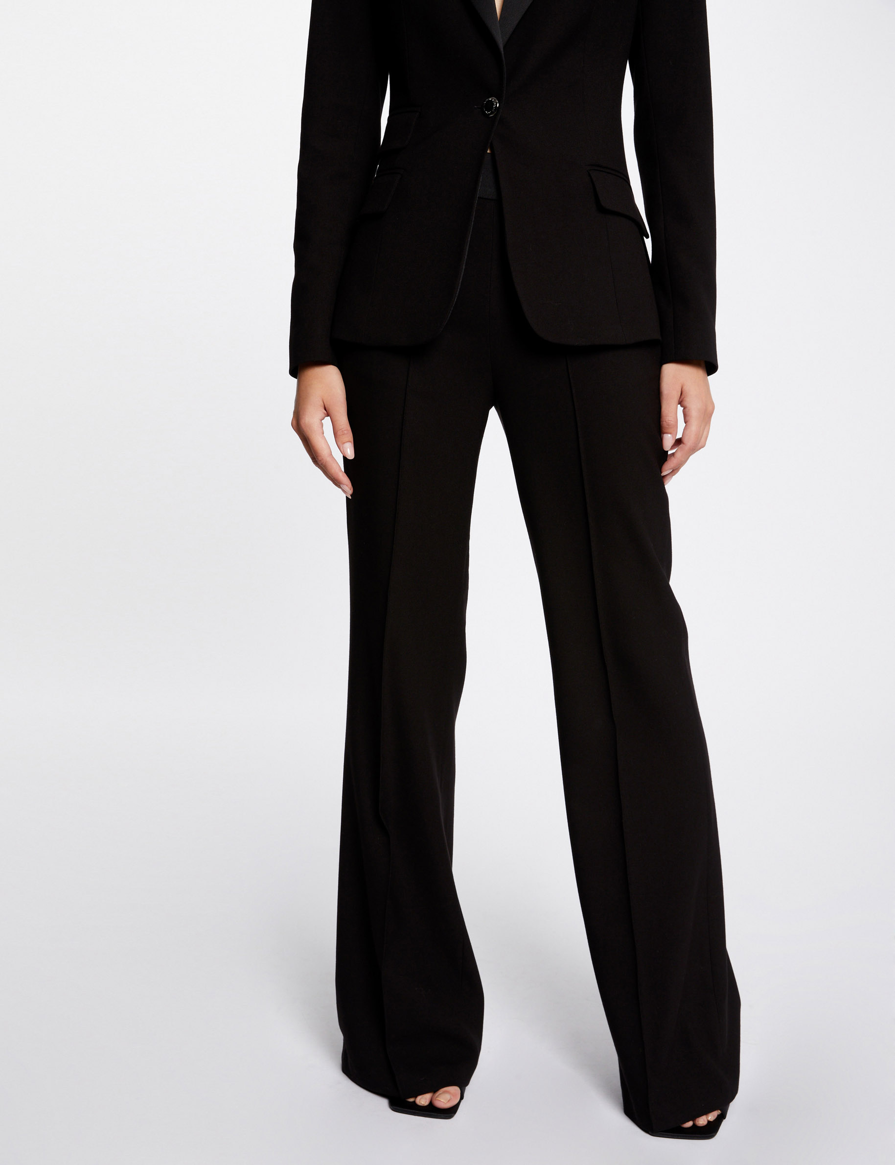 Pantal¿n de esmoquin flare con pinzas negro mujer