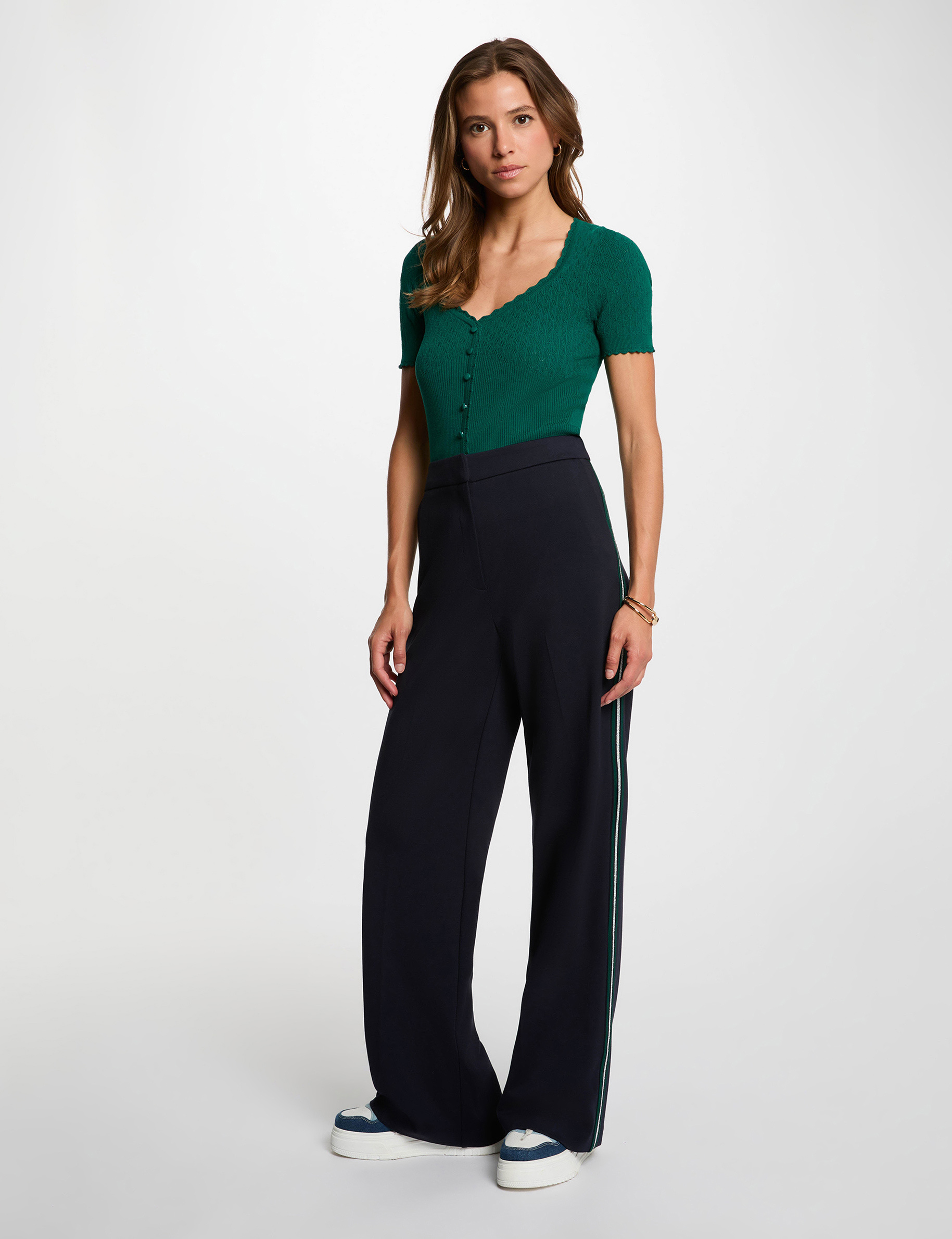 Pantal&oacute;n ancho con bandas laterales azul marino mujer