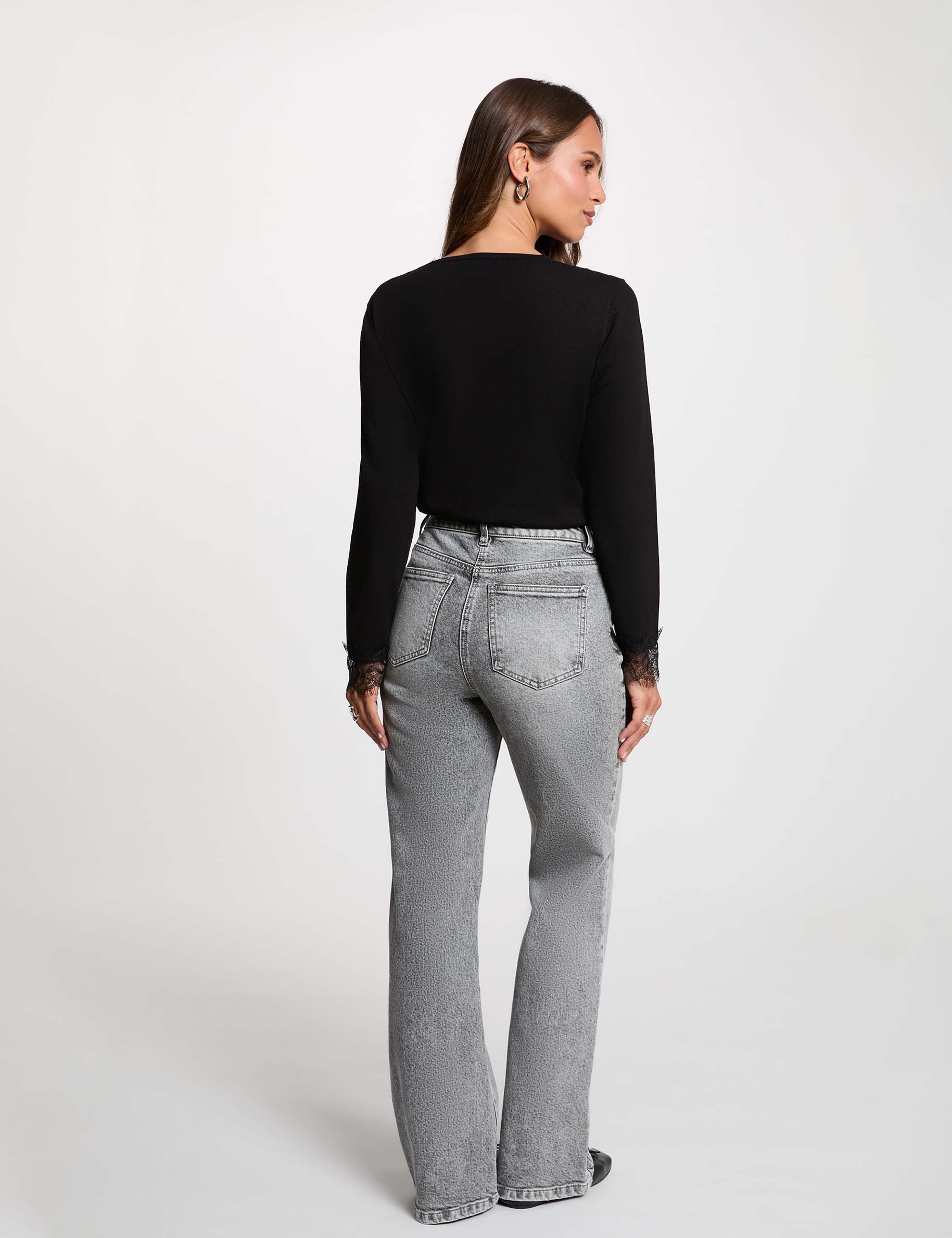 Jersey con cuello en V y encaje negro mujer