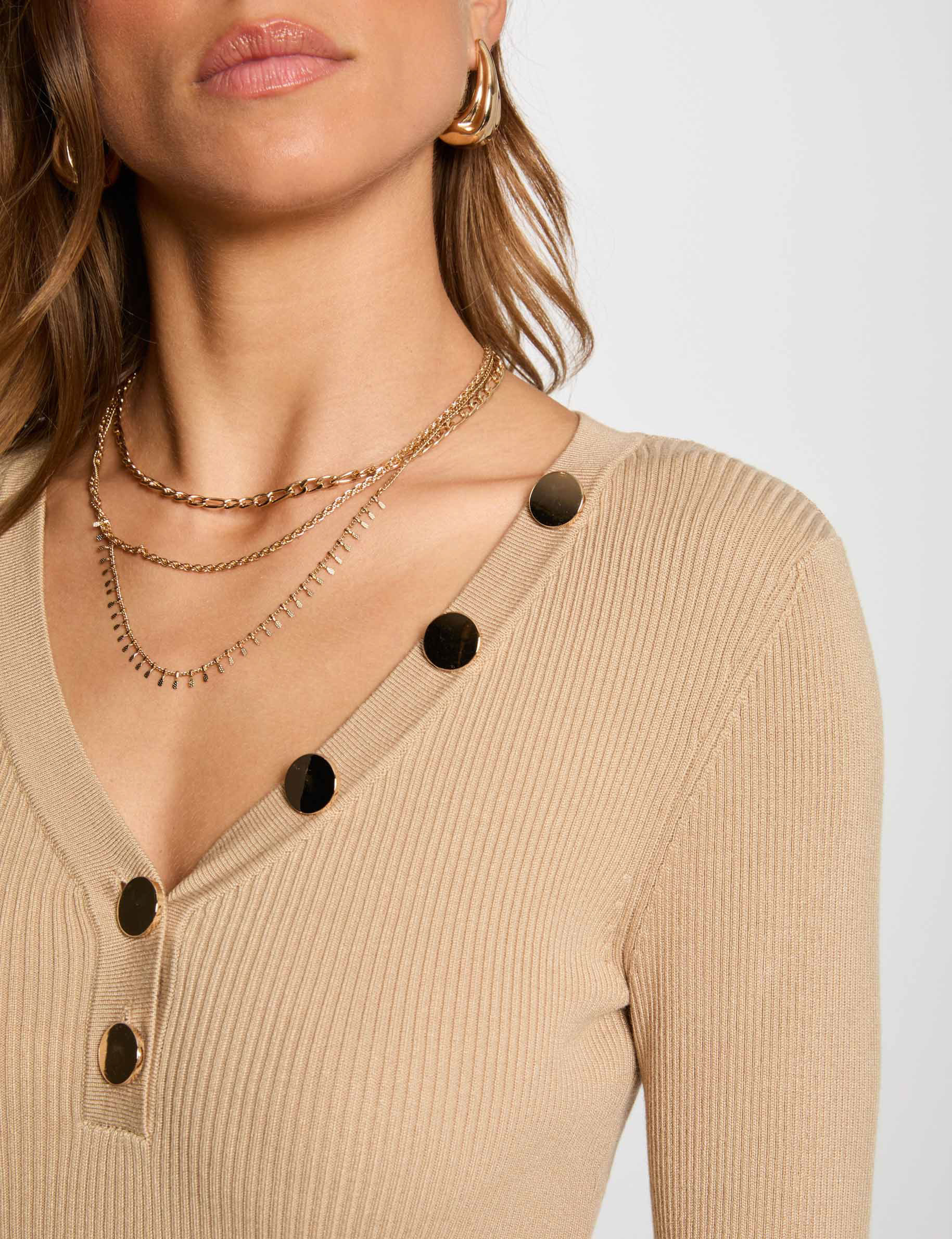 Jersey de manga larga punto fino botones marron clair mujer