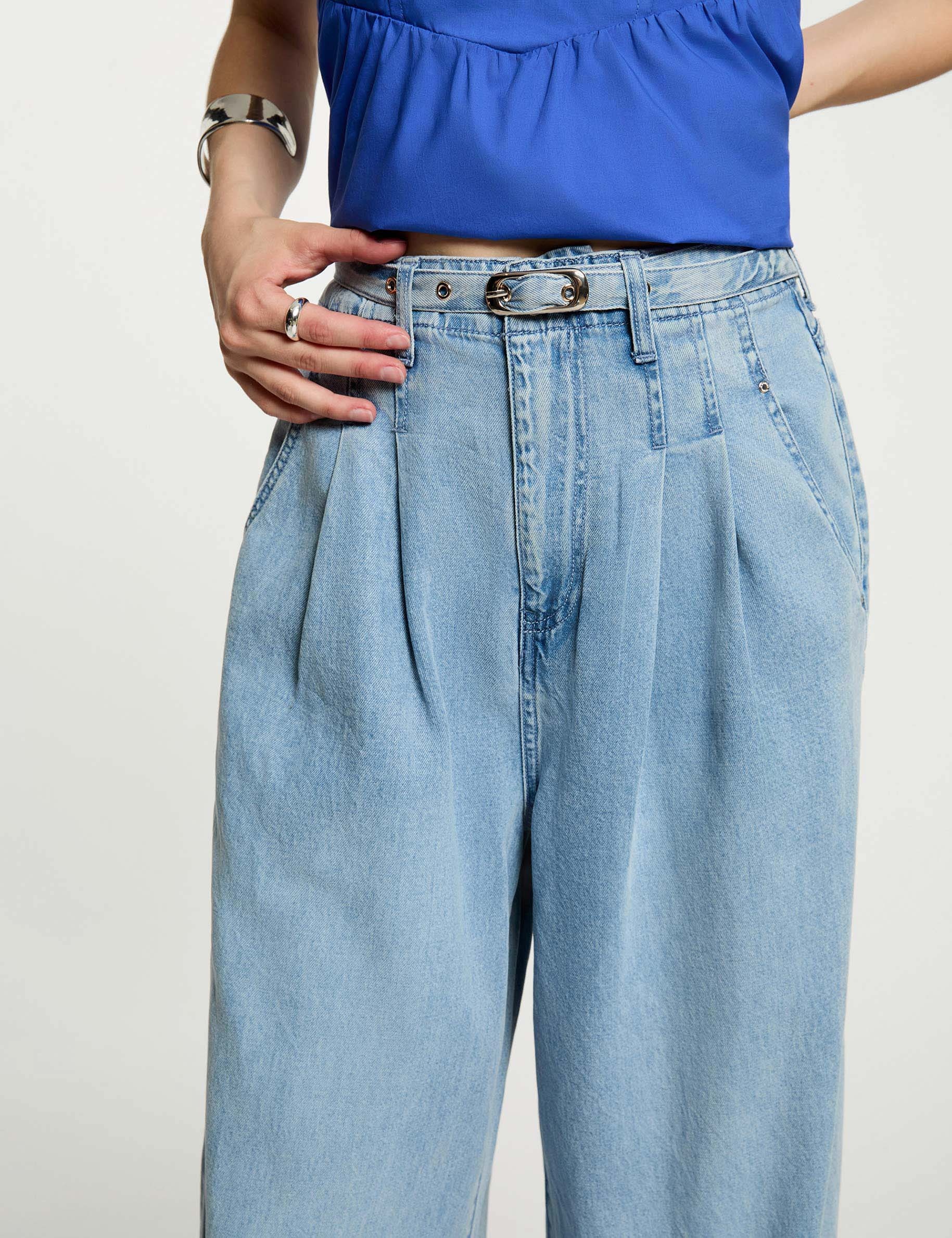 Jean ancho de tiro alto denim descolorido mujer