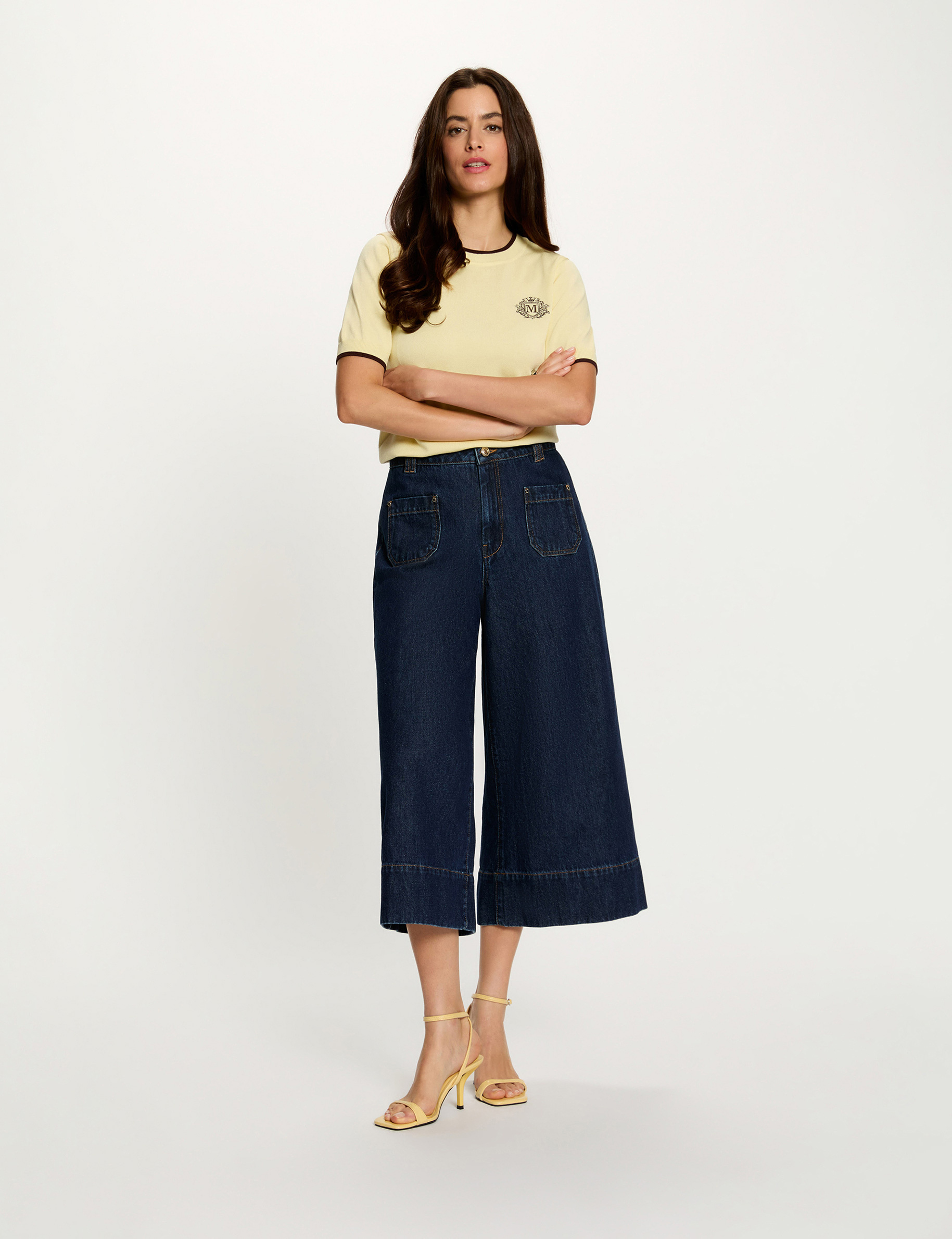 Pantal&oacute;n corto de tiro alto azul mujer