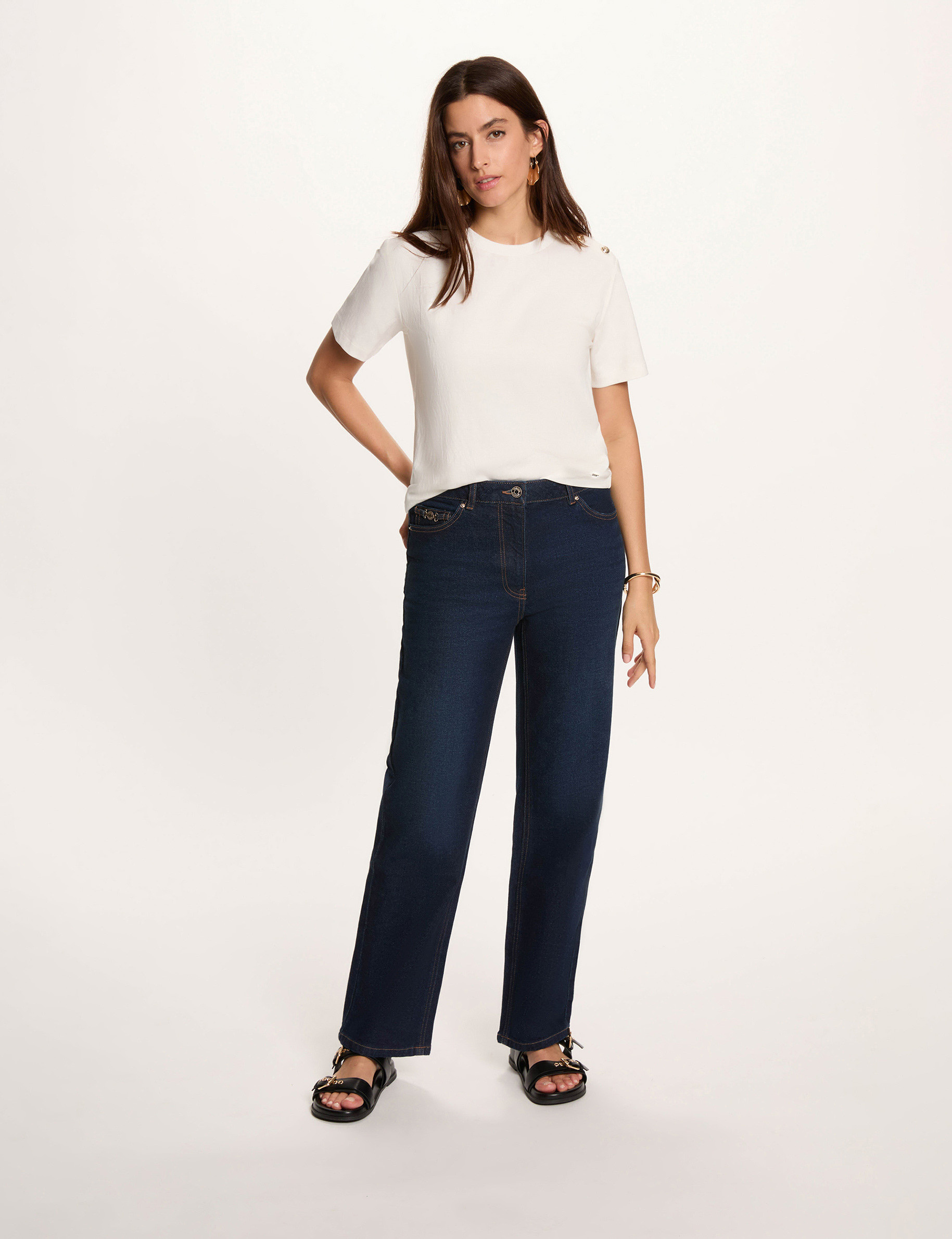 Camiseta cuello redondo con botones blanco mujer
