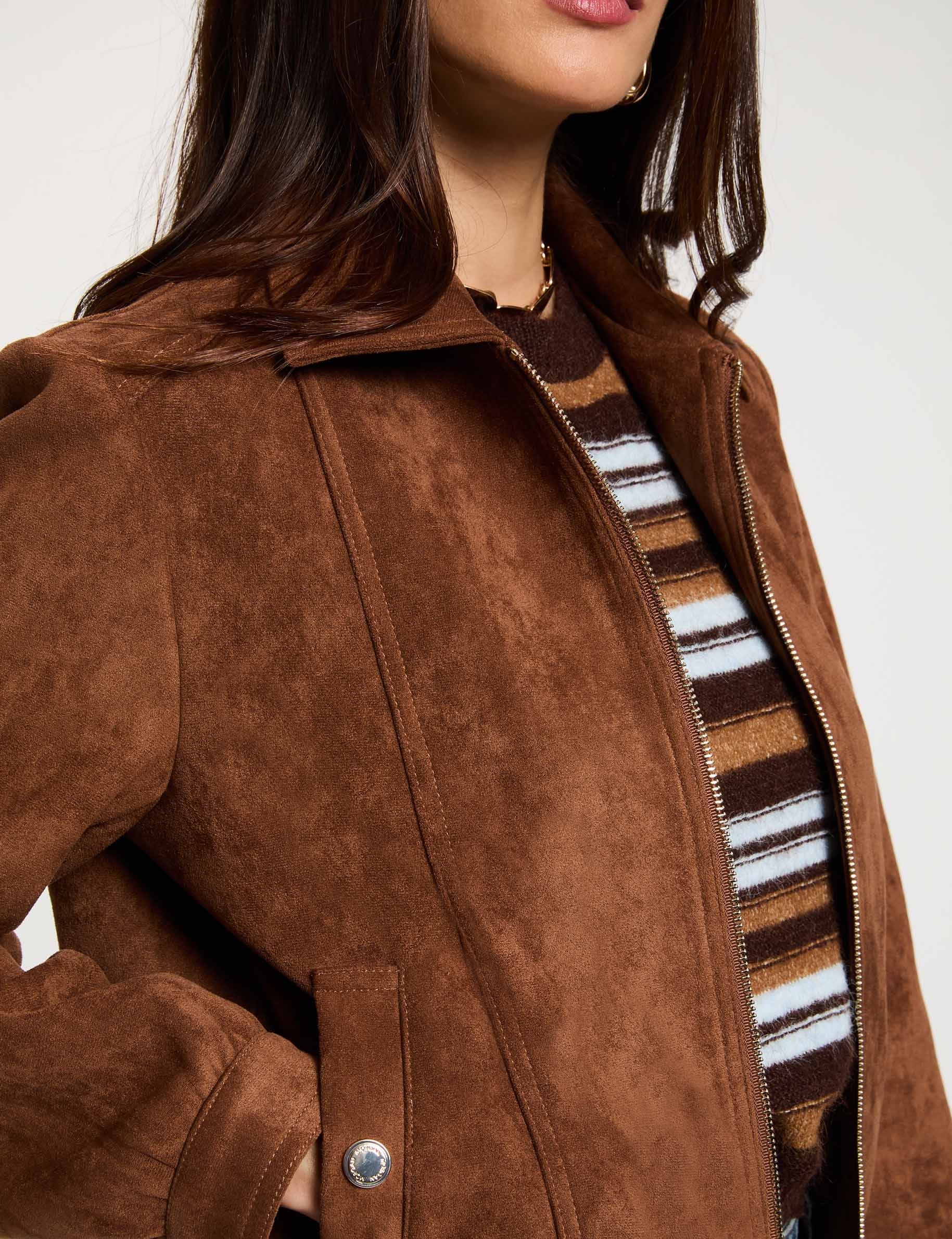 Chaqueta de antelina marr&oacute;n co&ntilde;ac mujer