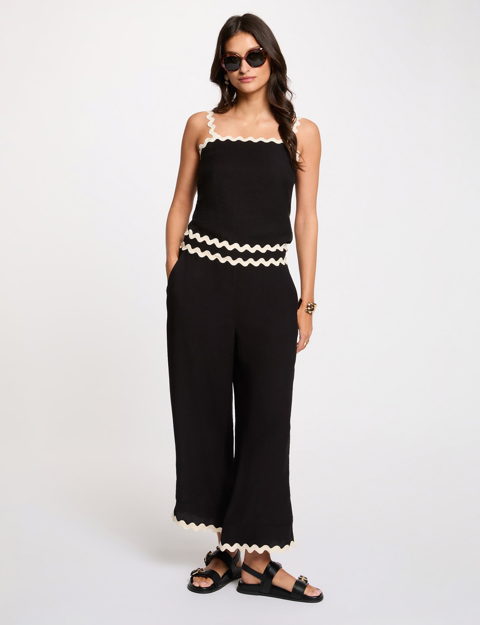 Pantal&oacute;n ancho 7/8 negro mujer