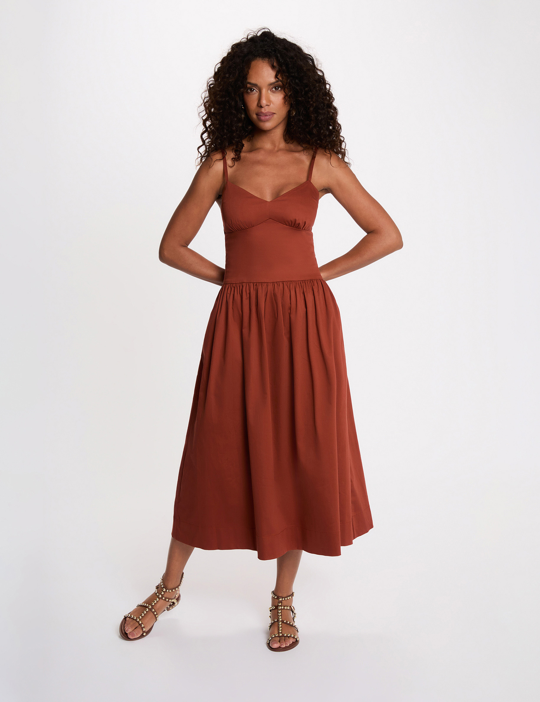 Vestido escote tirantes finos marr&oacute;n co&ntilde;ac mujer