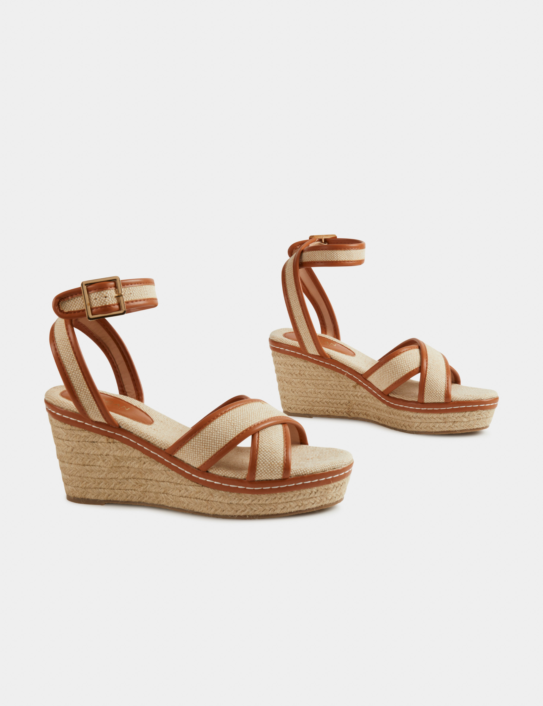 sandalias plataformas efecto trenzado beige mujer Sandalias plataformas efecto trenzado beige mujer