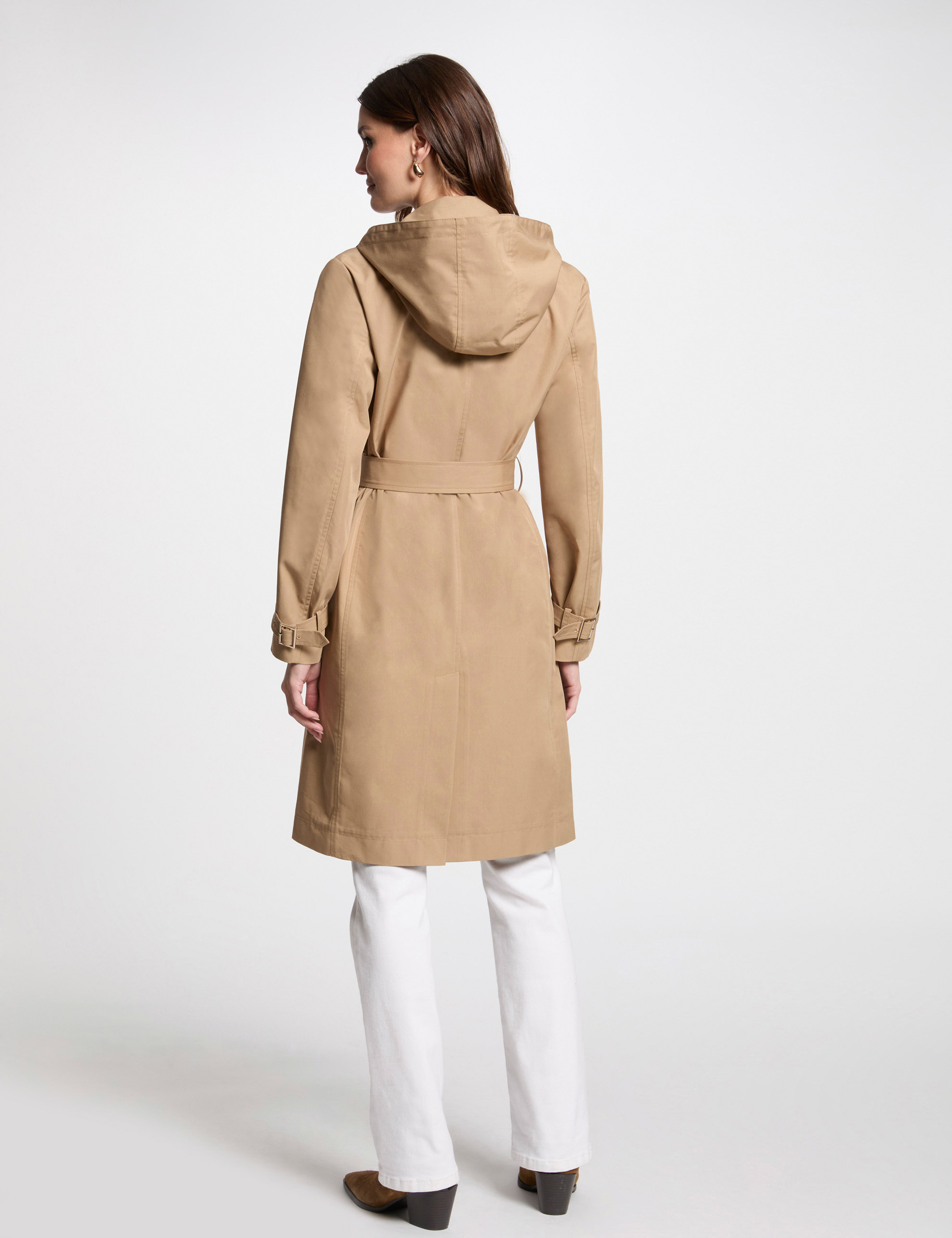 gabardina larga con cinturon beige mujer Gabardina larga con cinturón beige mujer