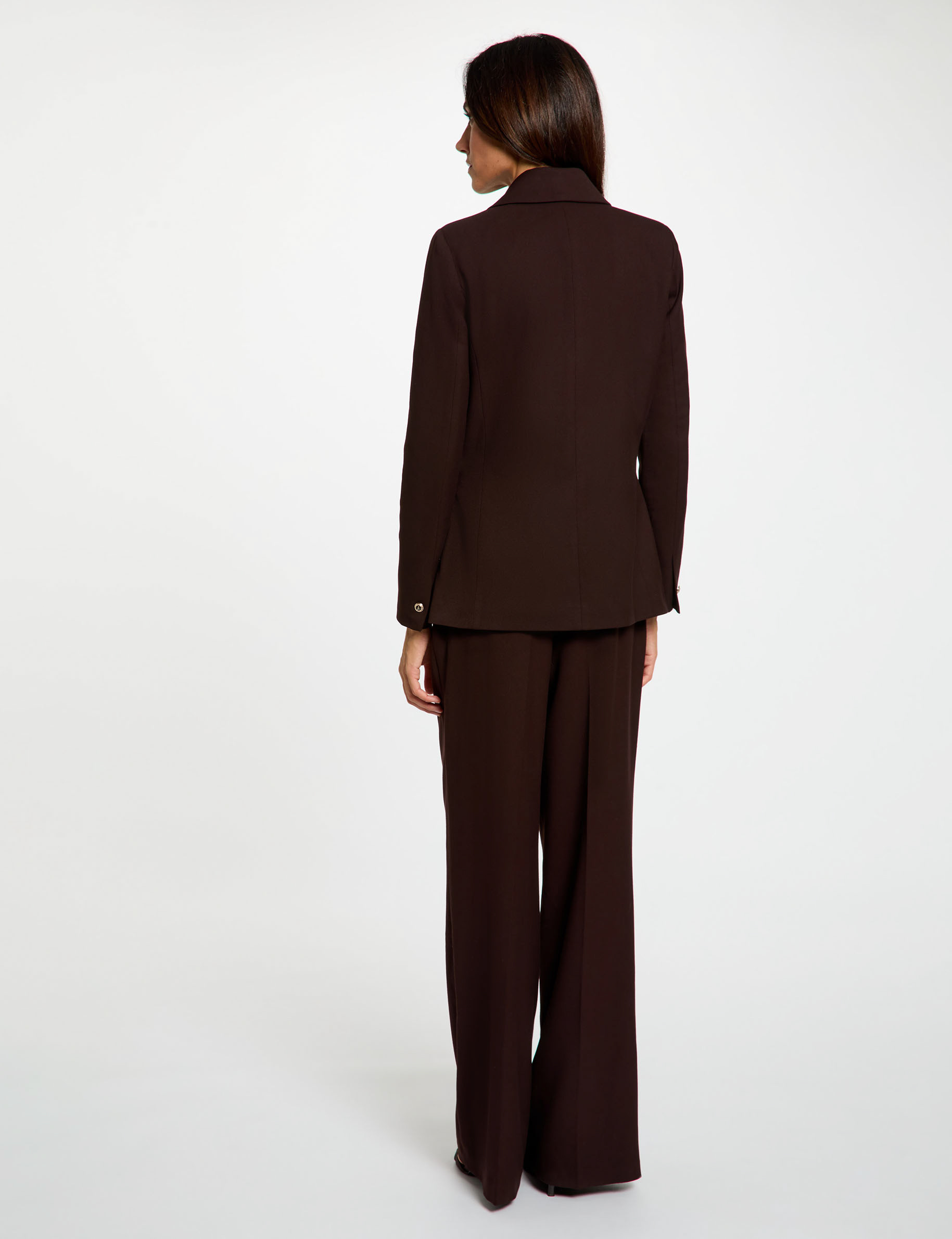Blazer ajustado de manga larga marr&oacute;n oscuro mujer