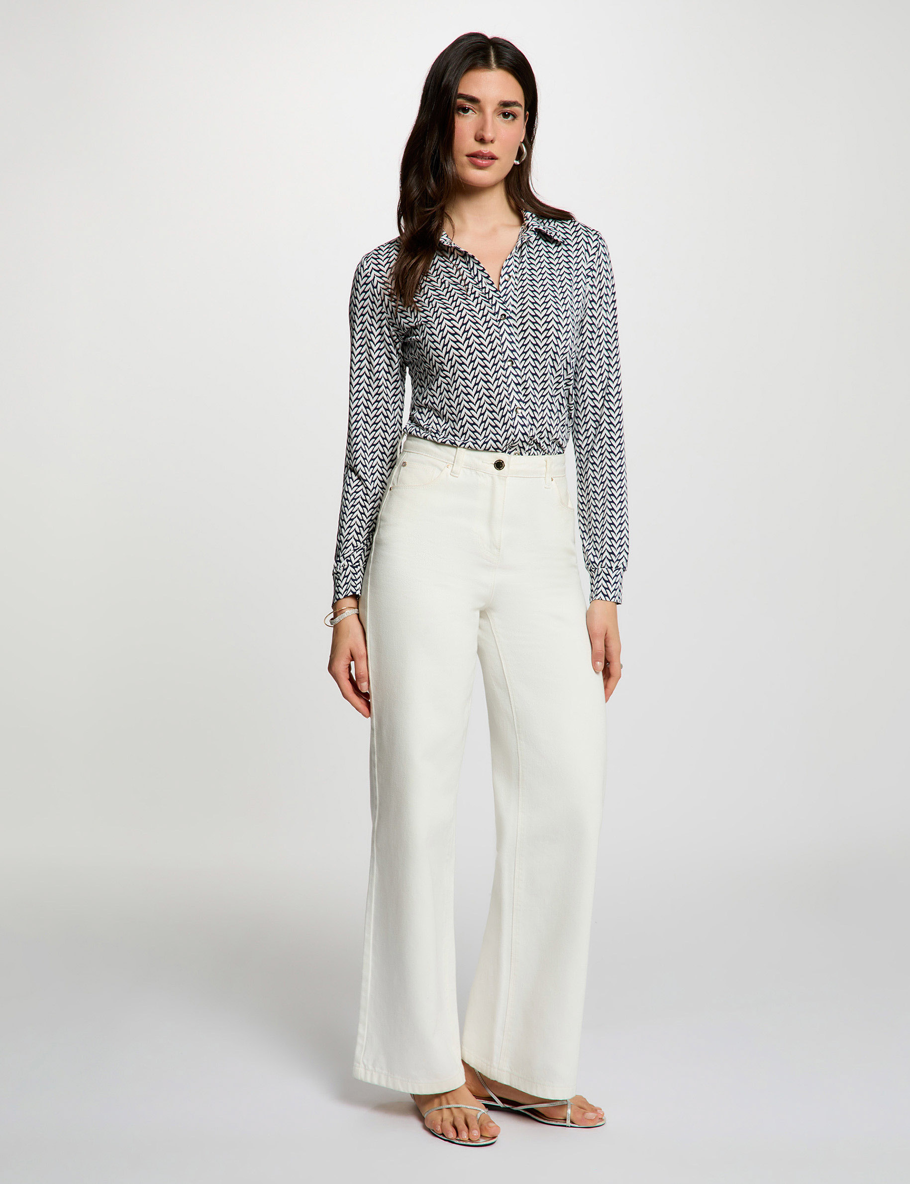 Camisa recta con cuello vuelto blanco mujer