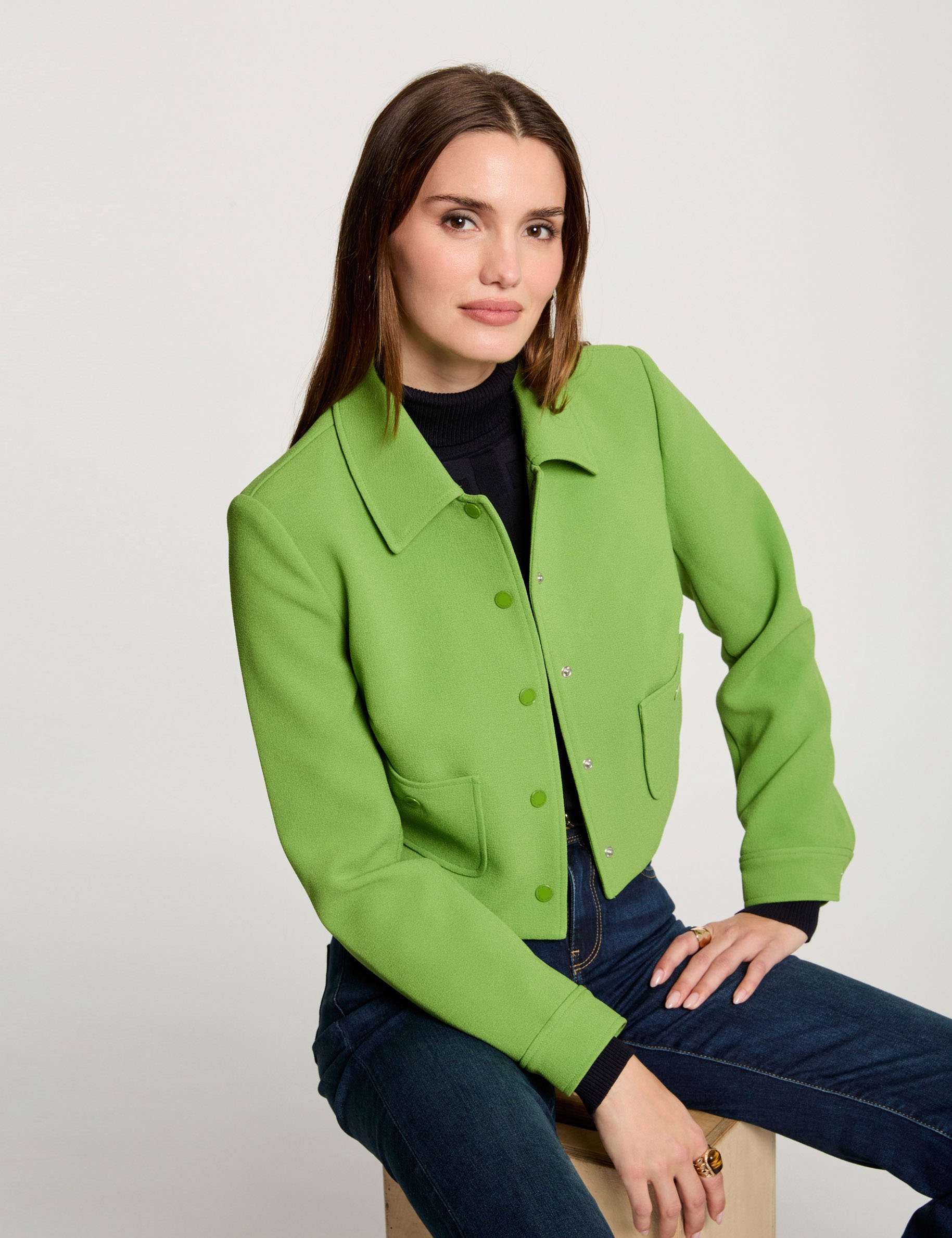 chaqueta corta abotonada vert anis mujer Chaqueta corta abotonada vert anis mujer
