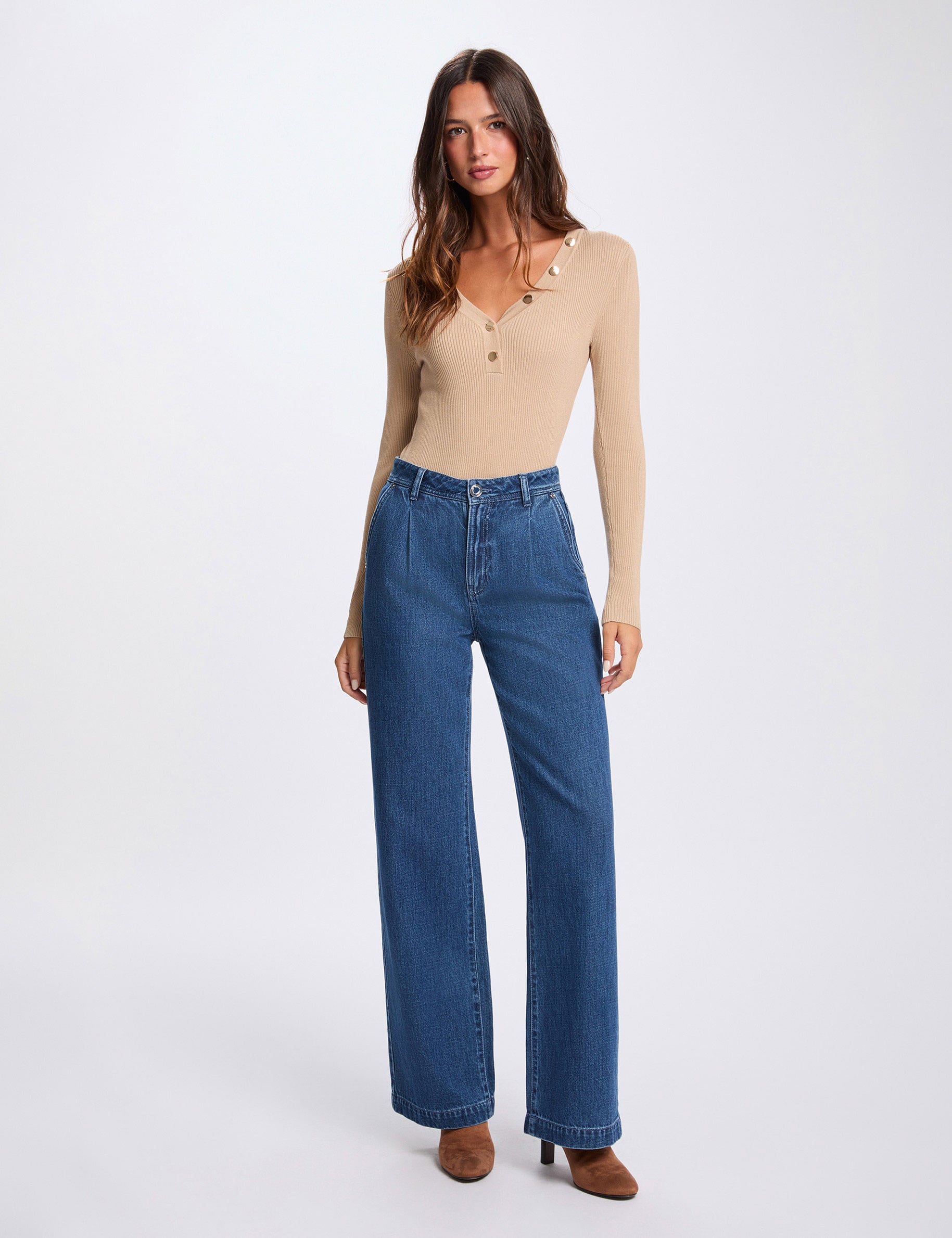 Jersey ajustado con cuello en V marron clair mujer
