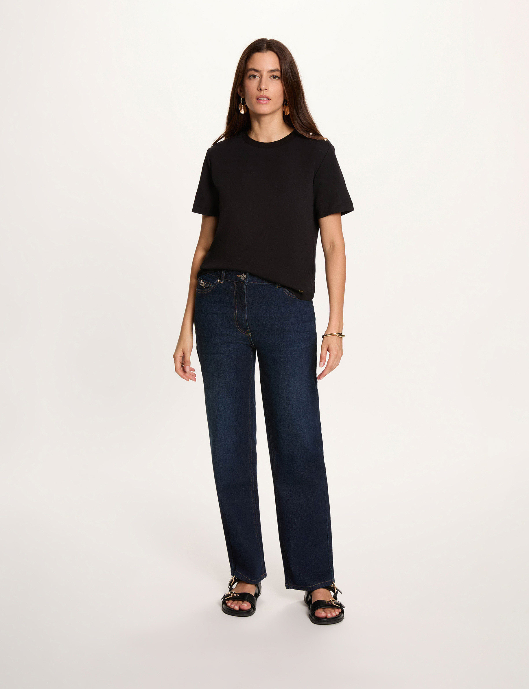 Camiseta cuello redondo con botones negro mujer