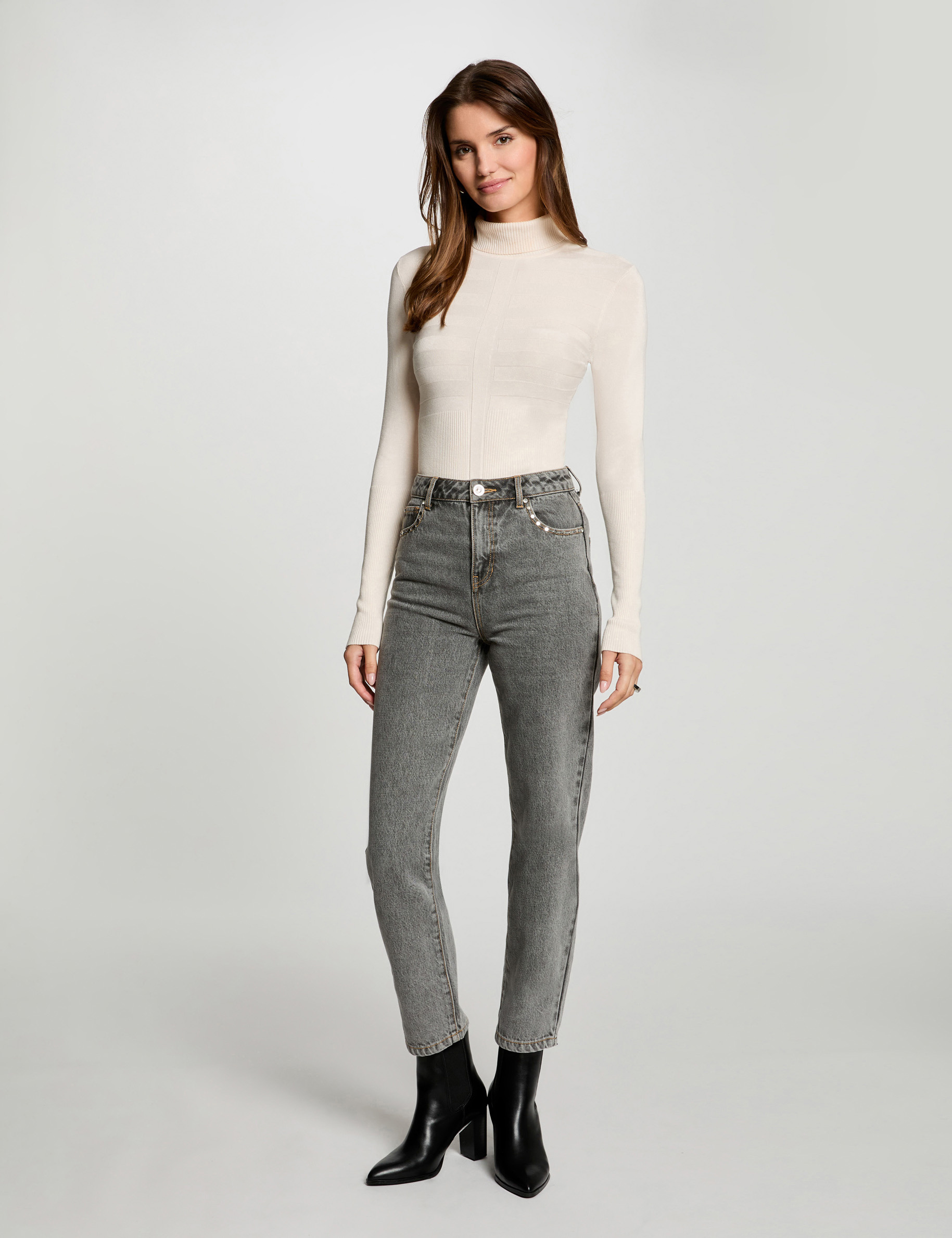 Jersey de cuello alto ajustado marfil mujer