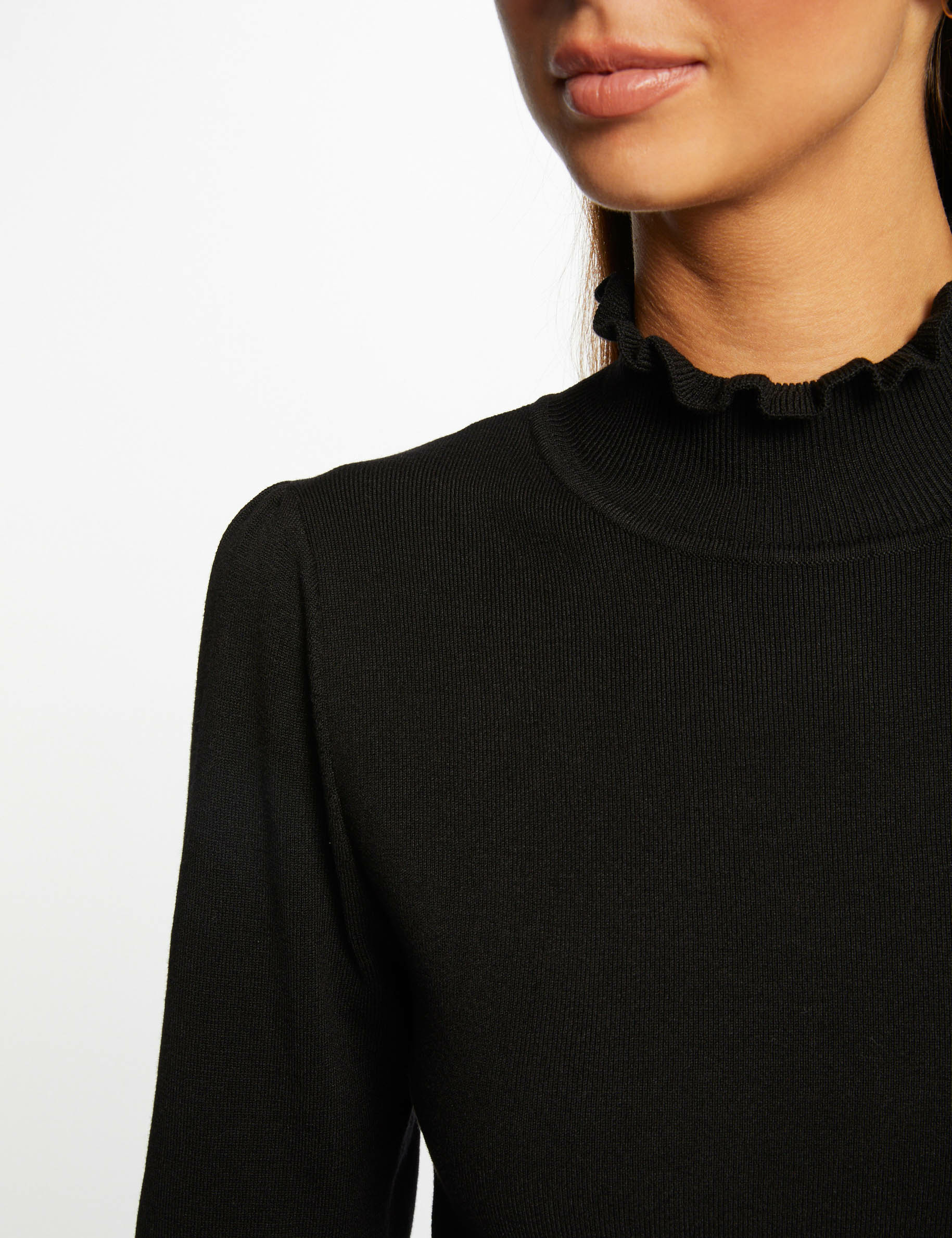 vestido de punto ajustado cuello alto negro mujer Vestido de punto ajustado cuello alto negro mujer
