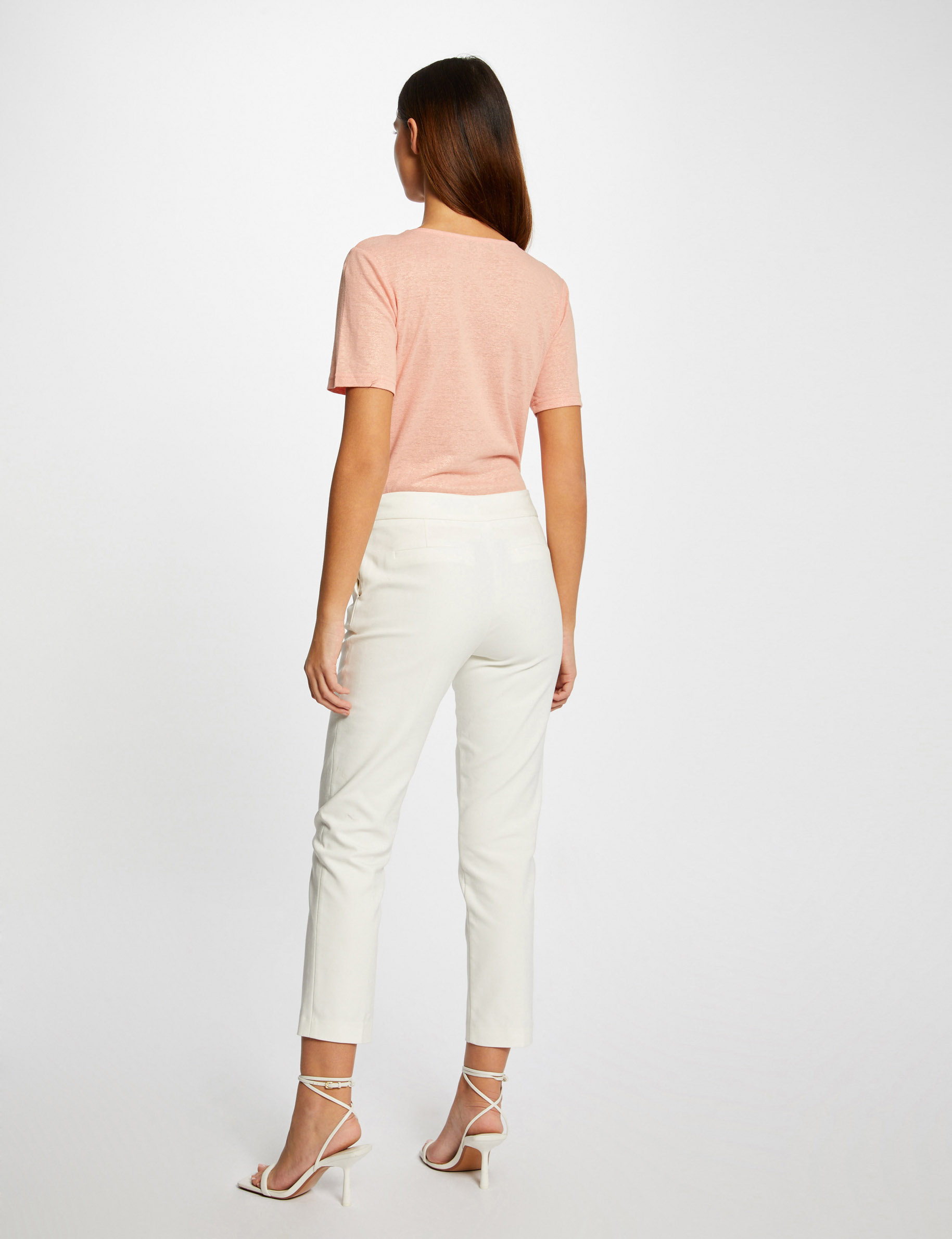 Camiseta manga corta con escote en V mujer Camiseta manga corta con escote en V mujer